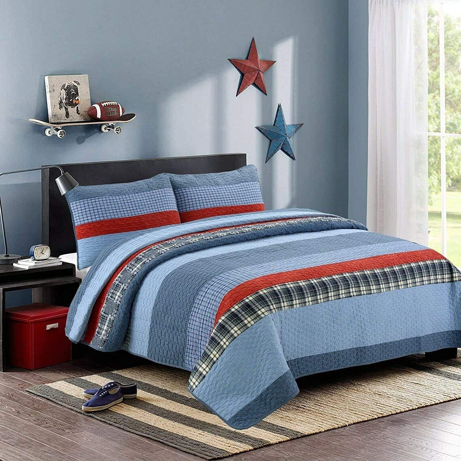 Navy and Red Cotton Reversible Queen Quilt Set