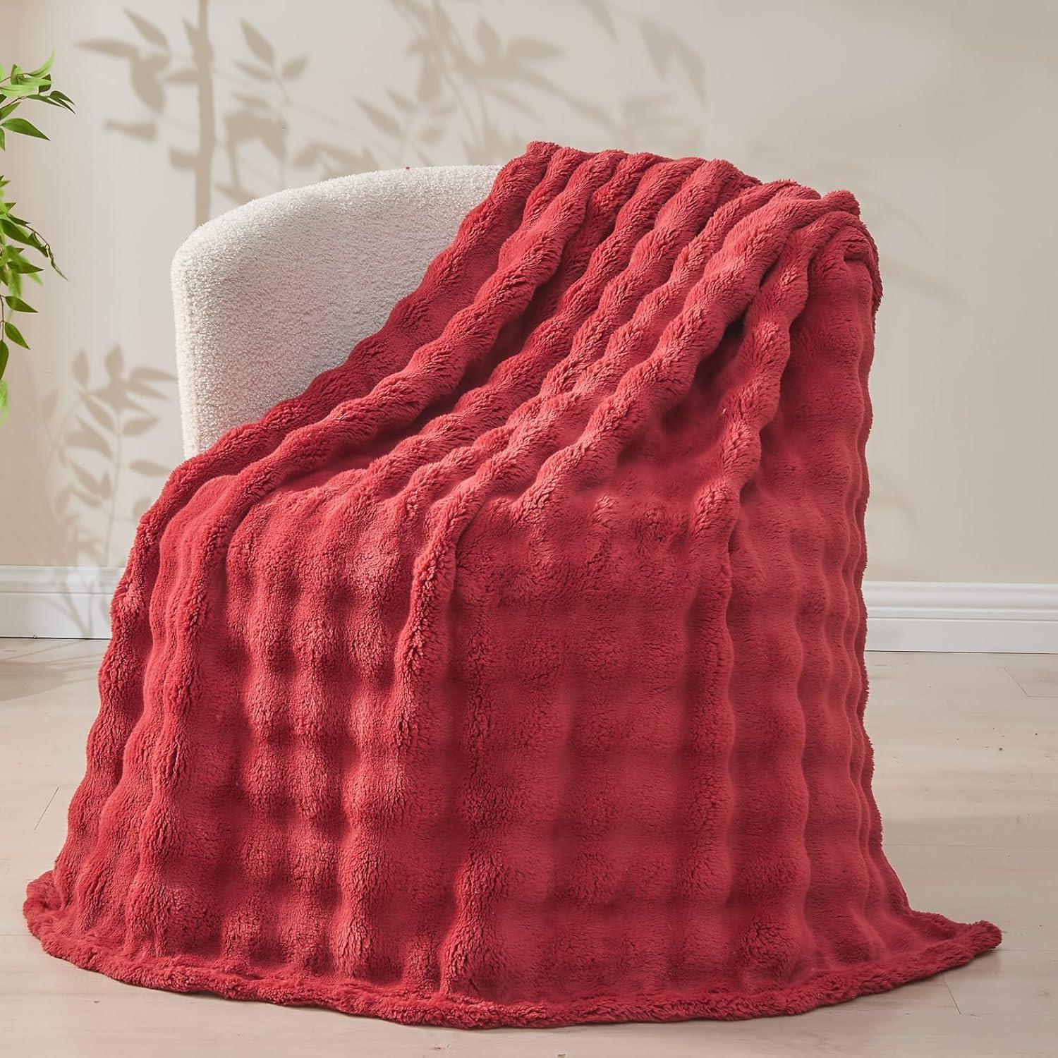 PAVILIA Soft Thick Fleece Flannel Ribbed Striped Throw Blanket, Luxury Fuzzy Plush Warm Cozy for Sofa Couch Bed