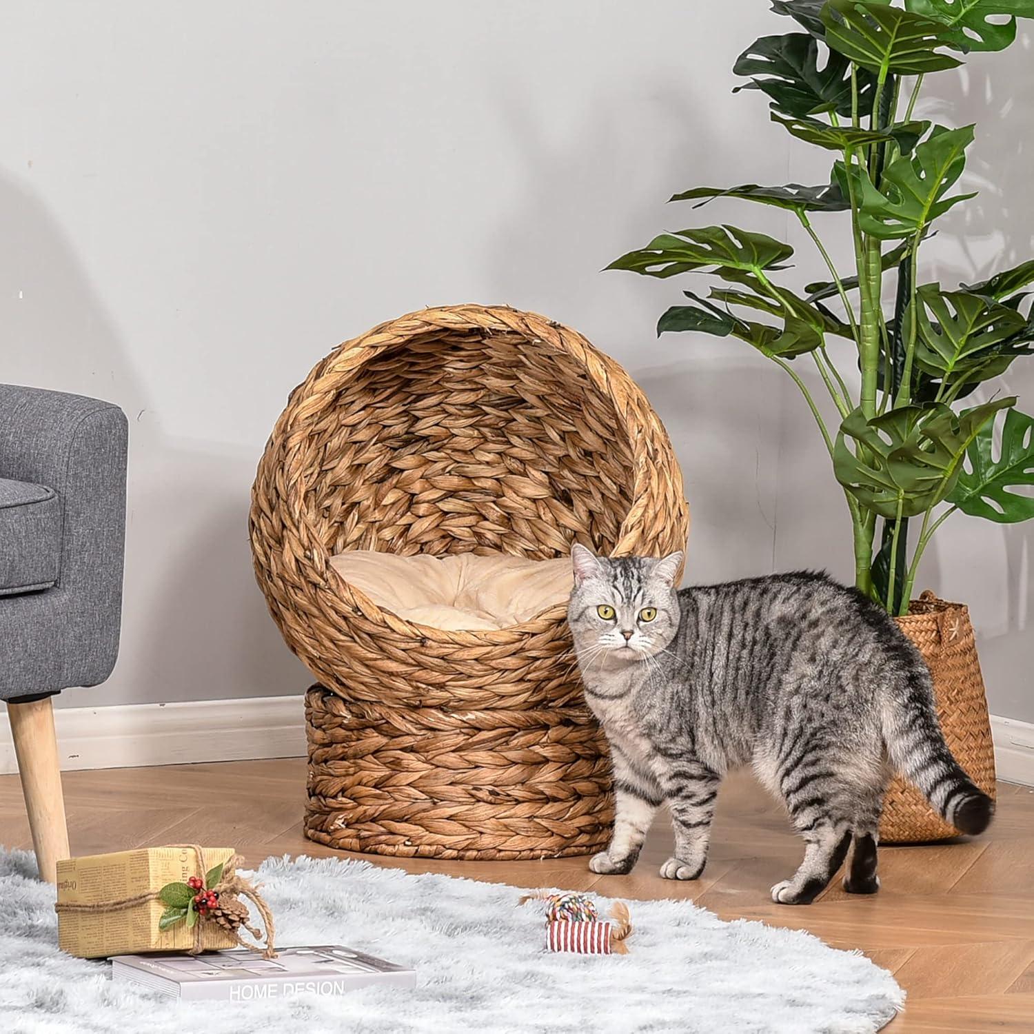 Small Round Natural Water Hyacinth Cat Bed with Cushion