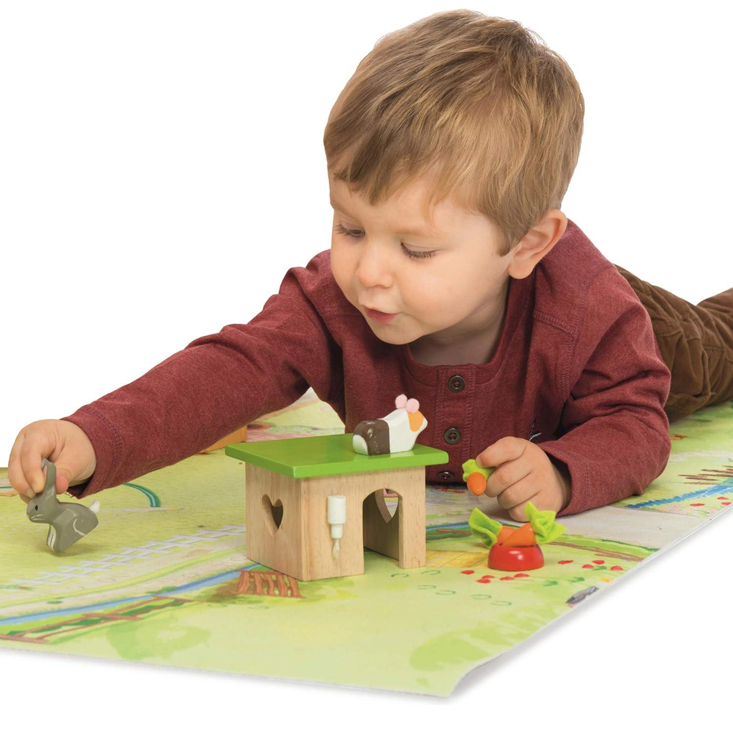 Wooden Bunny and Guinea Pig Play Set with Green Hutch