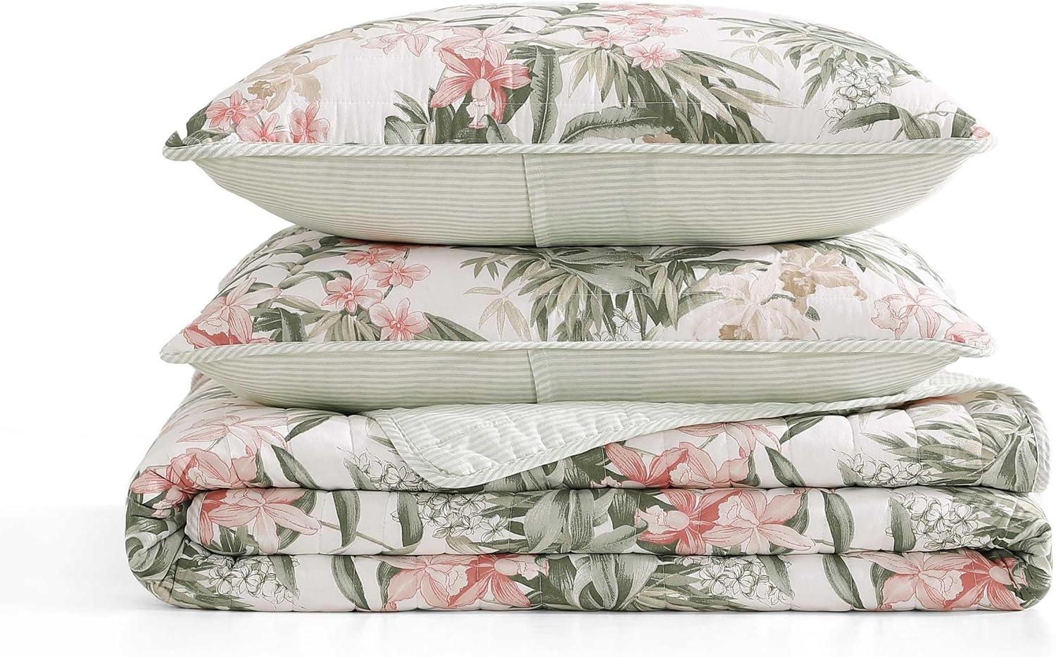 Tommy Bahama - Full/Queen Quilt Set, Super Soft Bedding with Matching Shams, Botanical Home Essentials Bahama Fronds Beige, Full/Queen
