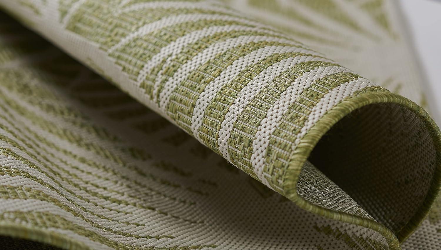 Novogratz Villa Floral Green/White Indoor / Outdoor Area Rug