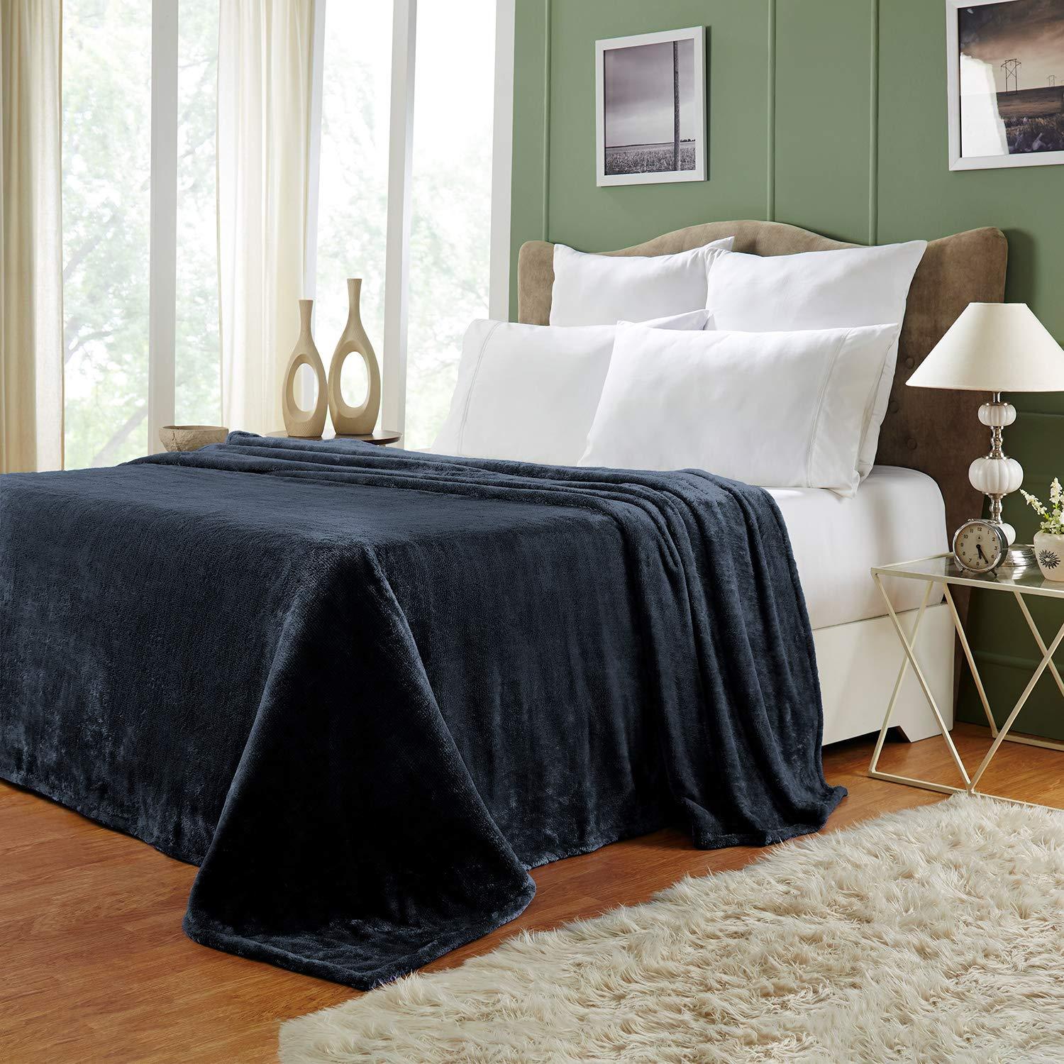 Superior Solid Polyester Reversible All-Season Fleece Throws Blanket