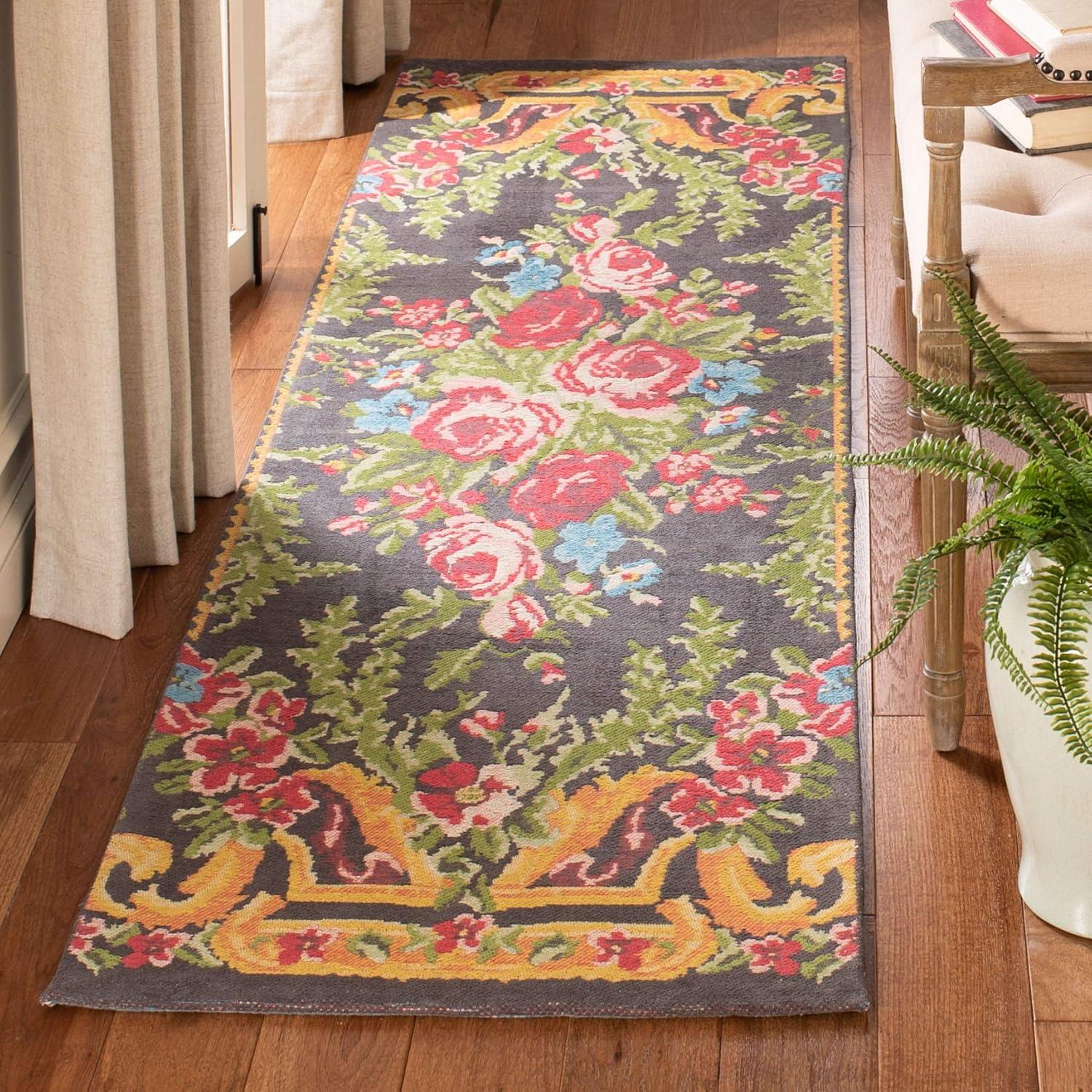 Classic Vintage CLV112 Power Loomed Area Rug  - Safavieh