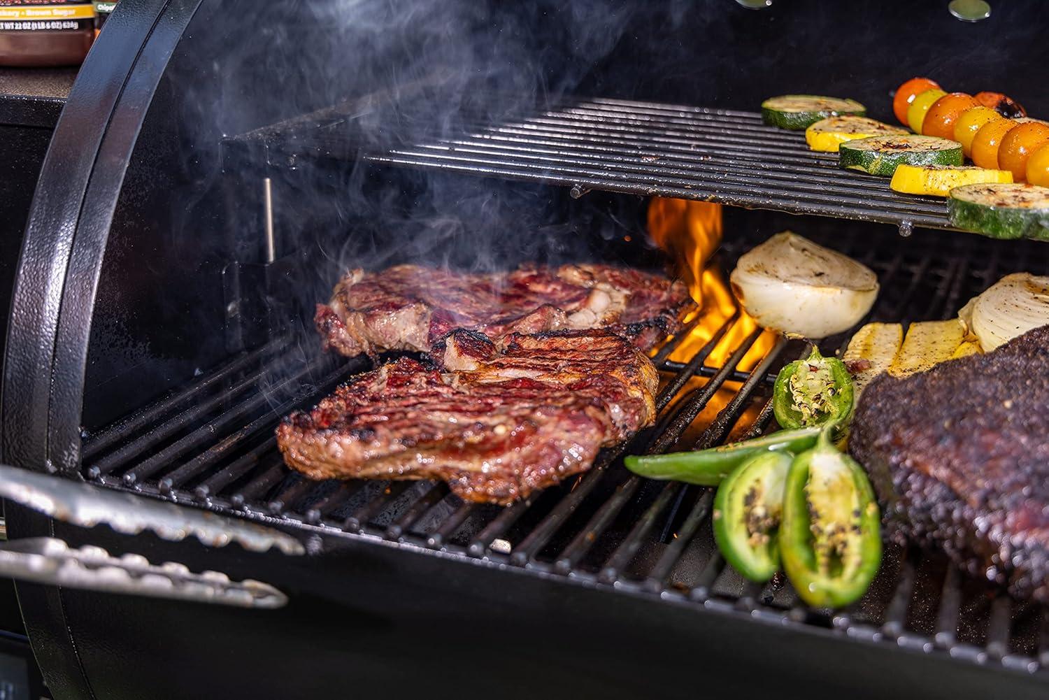 Pit Boss 820FB1 Wood Pellet Grill and Smoker, Matte Black