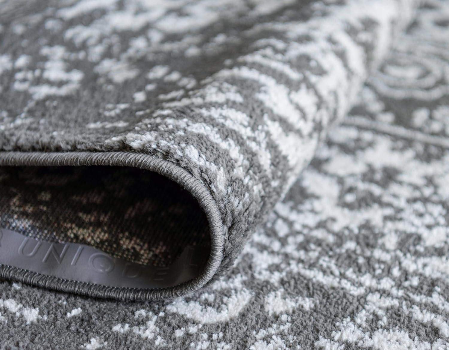 Unique Loom 5' 3 x 5' 3 Round Dark Gray Richmond Medallion Area Rug