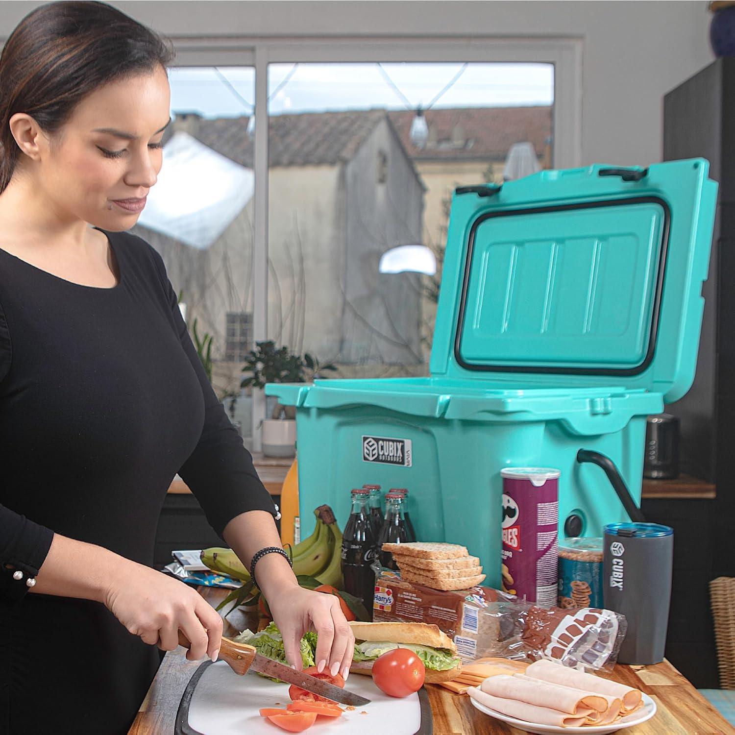 Cubix Outdoors Cubix Outdoors 25 Quarts Ice Chest