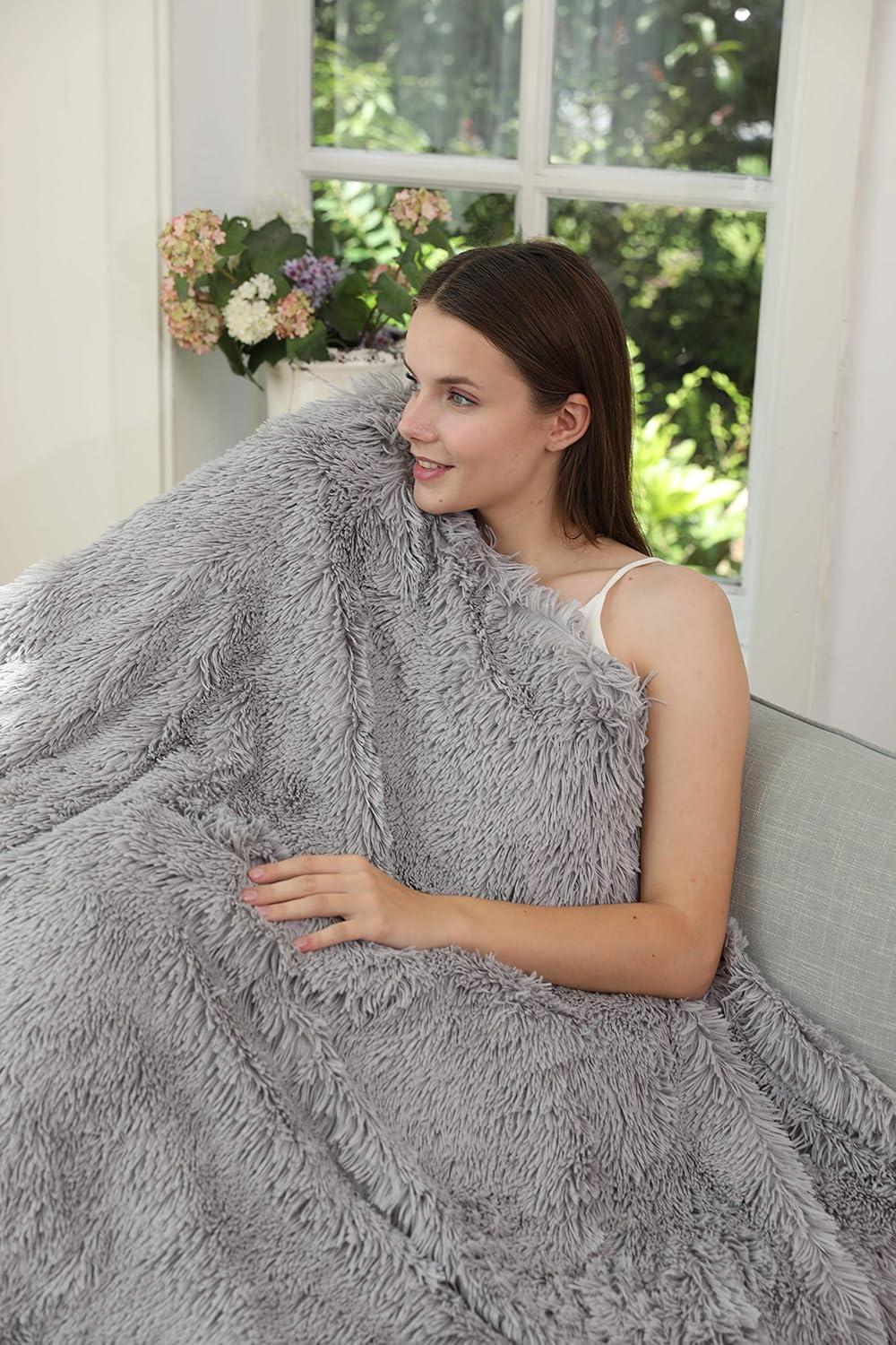 Luxurious Shaggy Grey Faux Fur 60"x70" Oversized Throw Blanket