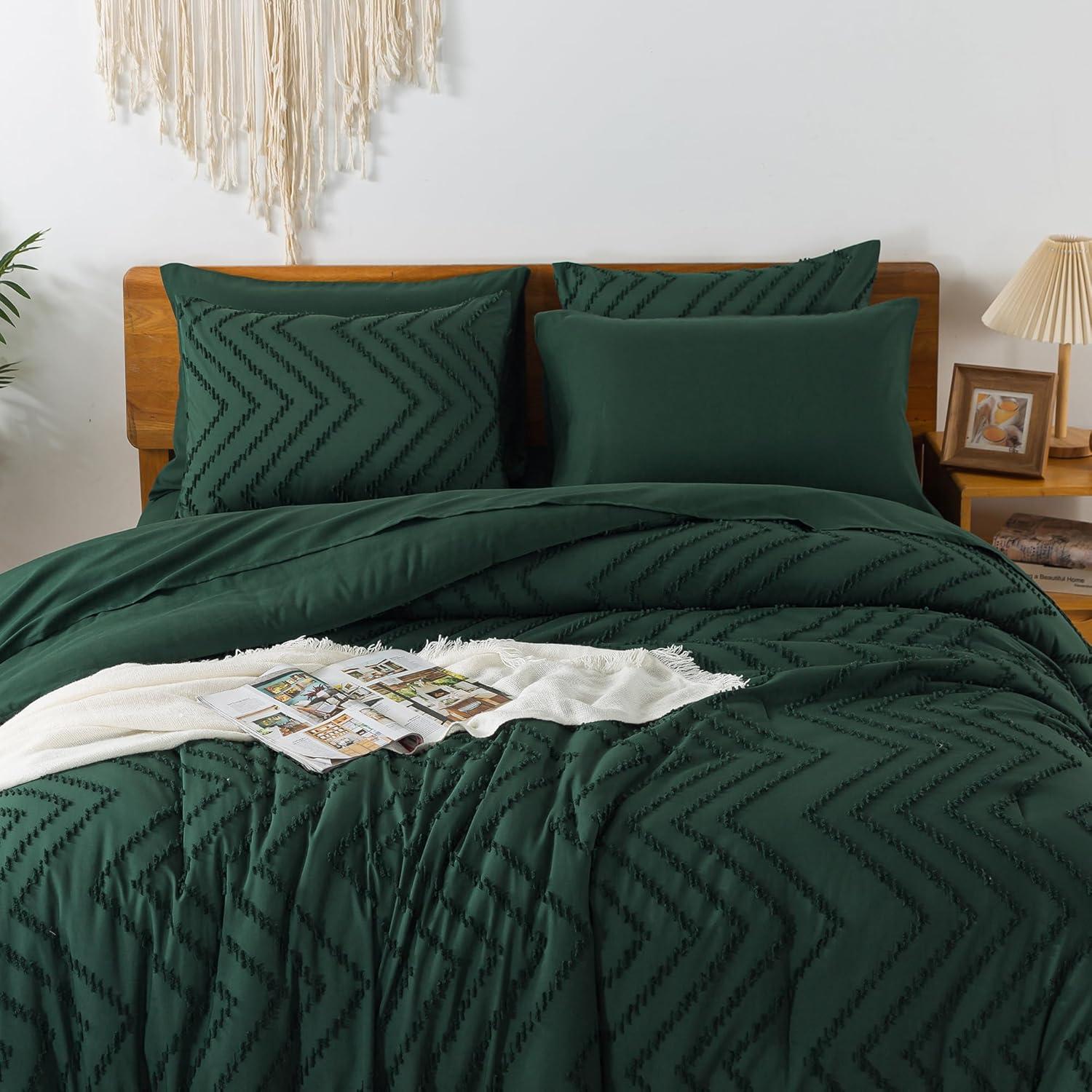 Comforters Queen Size Set with Sheets Dark Emerald Green - 7 Pieces Bed in a Bag Queen Chevron Tufted Complete Beddding Sets with Comforter, Sheets, Pillowcases & Shams