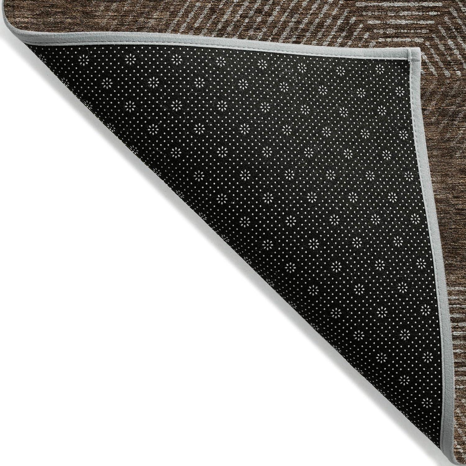 Addison Rugs Chantille Indoor/Outdoor Transitional Geometric Brown Washable Rectangle Rug, 2'6" x 3'10"