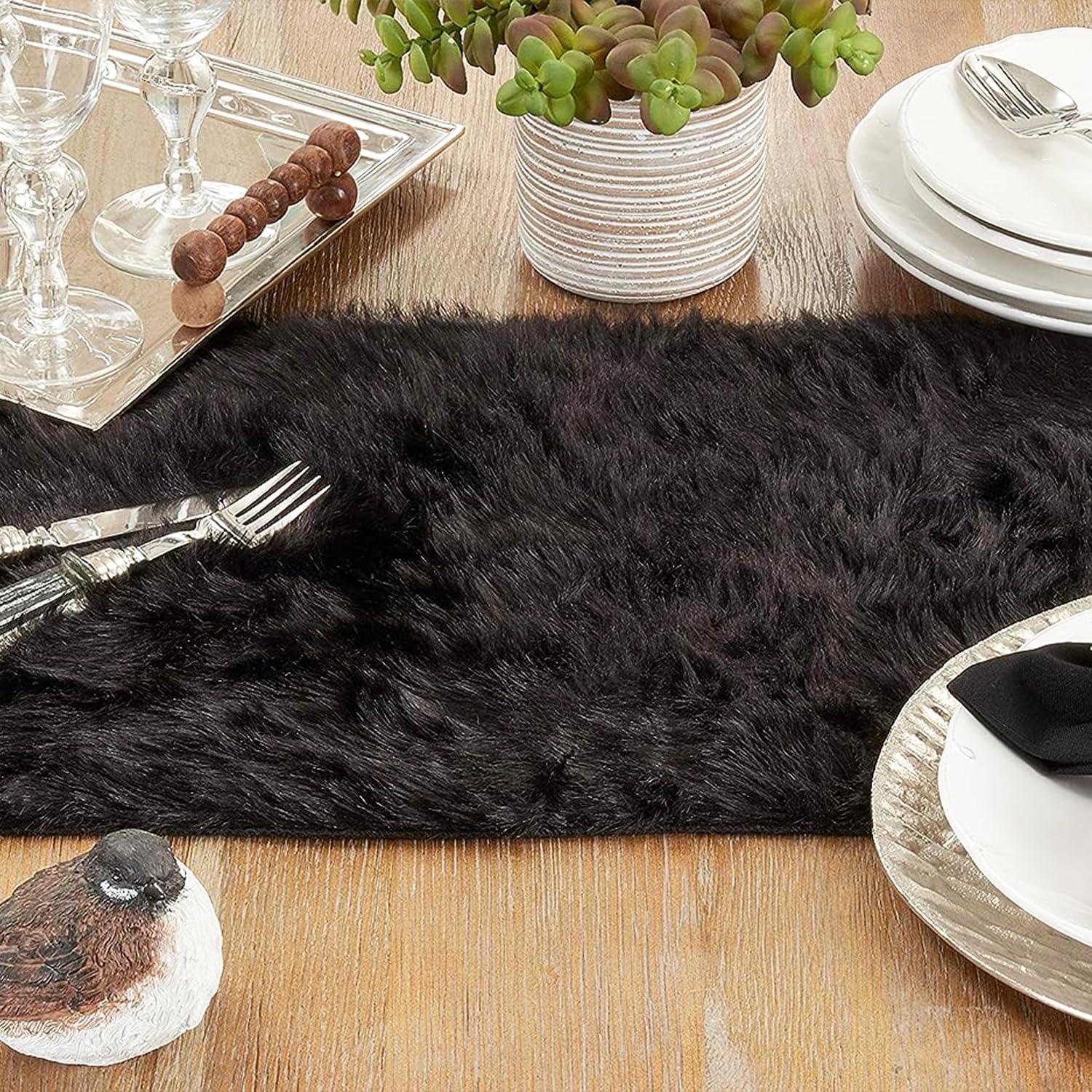 Saro Lifestyle Faux Fur Runner