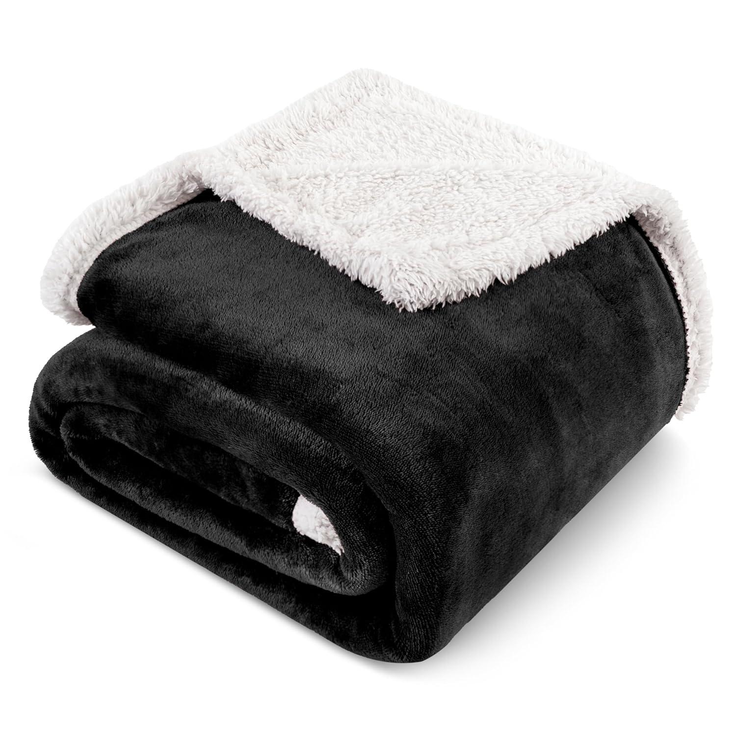 Pavilia Hand Woven Throw Blanket