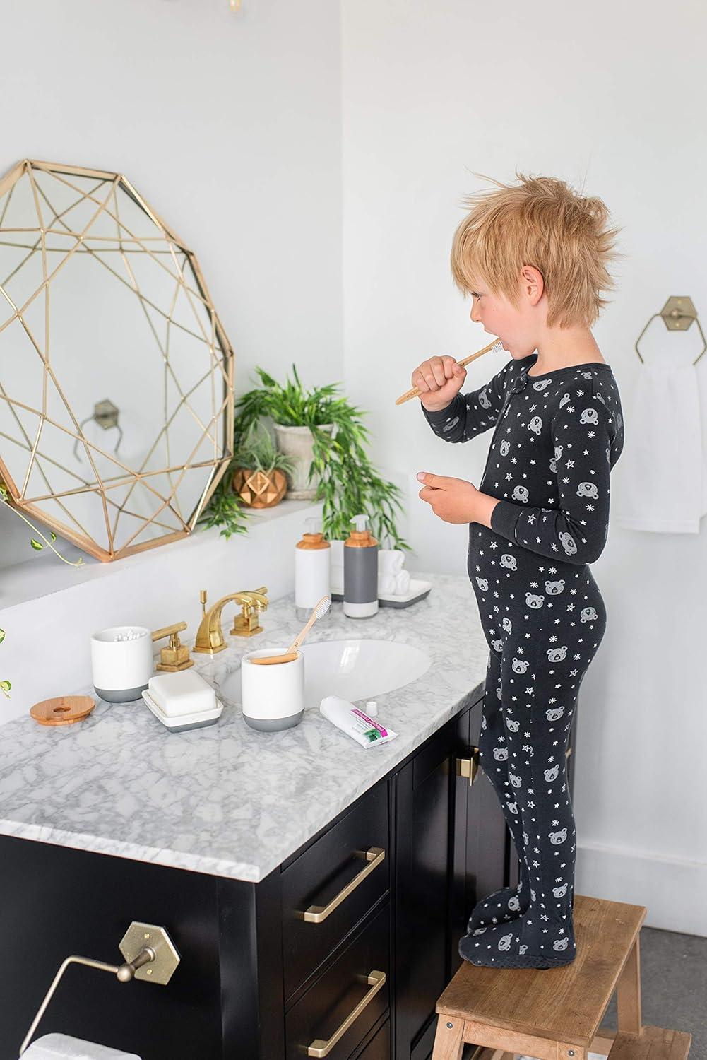 White Ceramic and Bamboo Toothbrush Holder with Absorbent Disk