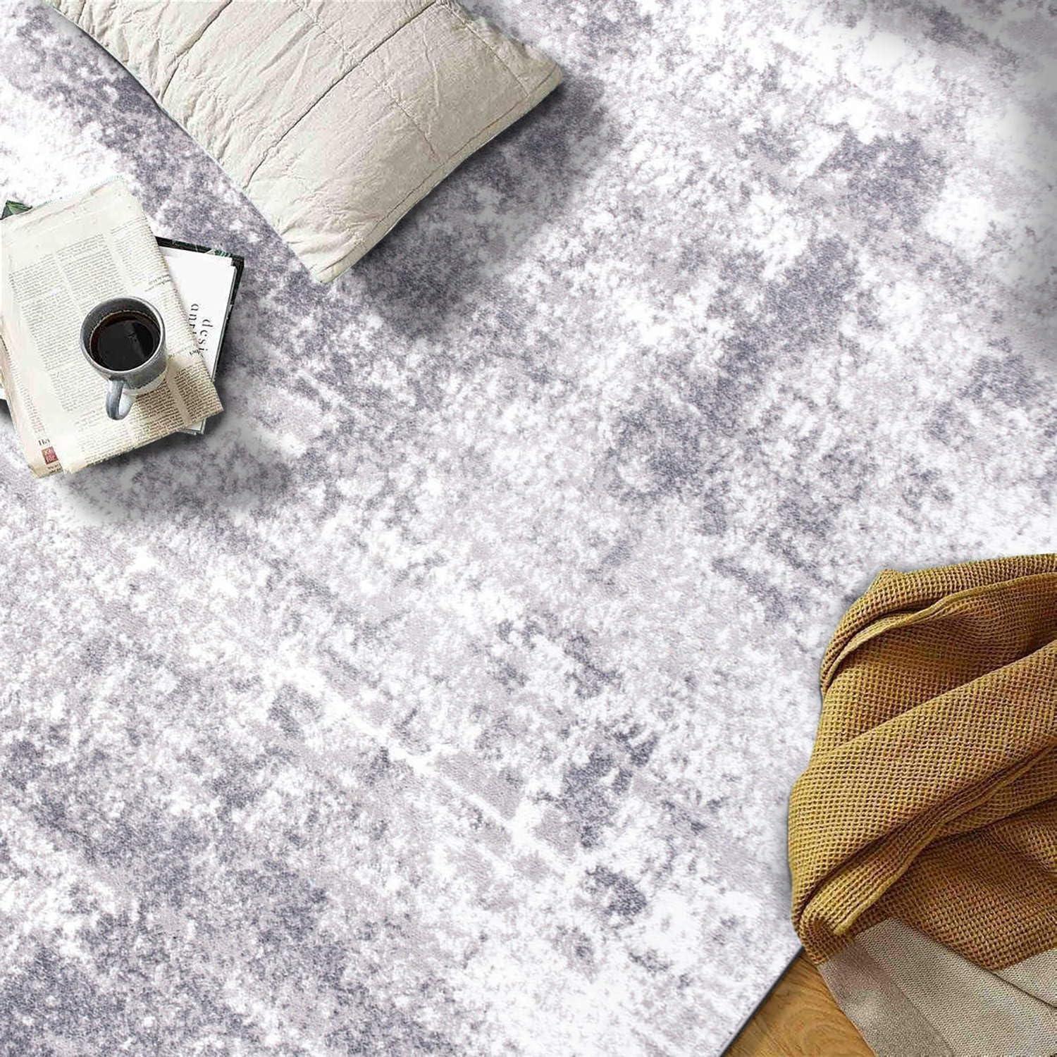 Reversible Distressed Abstract Gray 5' x 7' Synthetic Area Rug