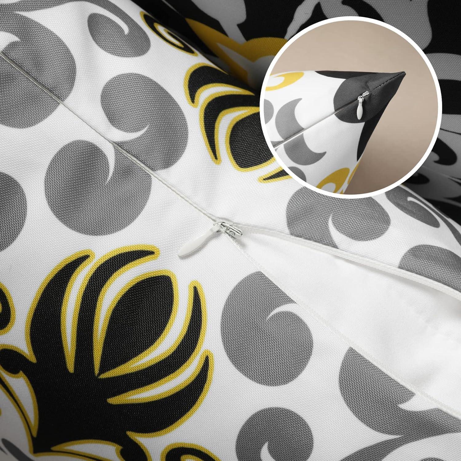 Phantoscope Reversible Pillow Cover