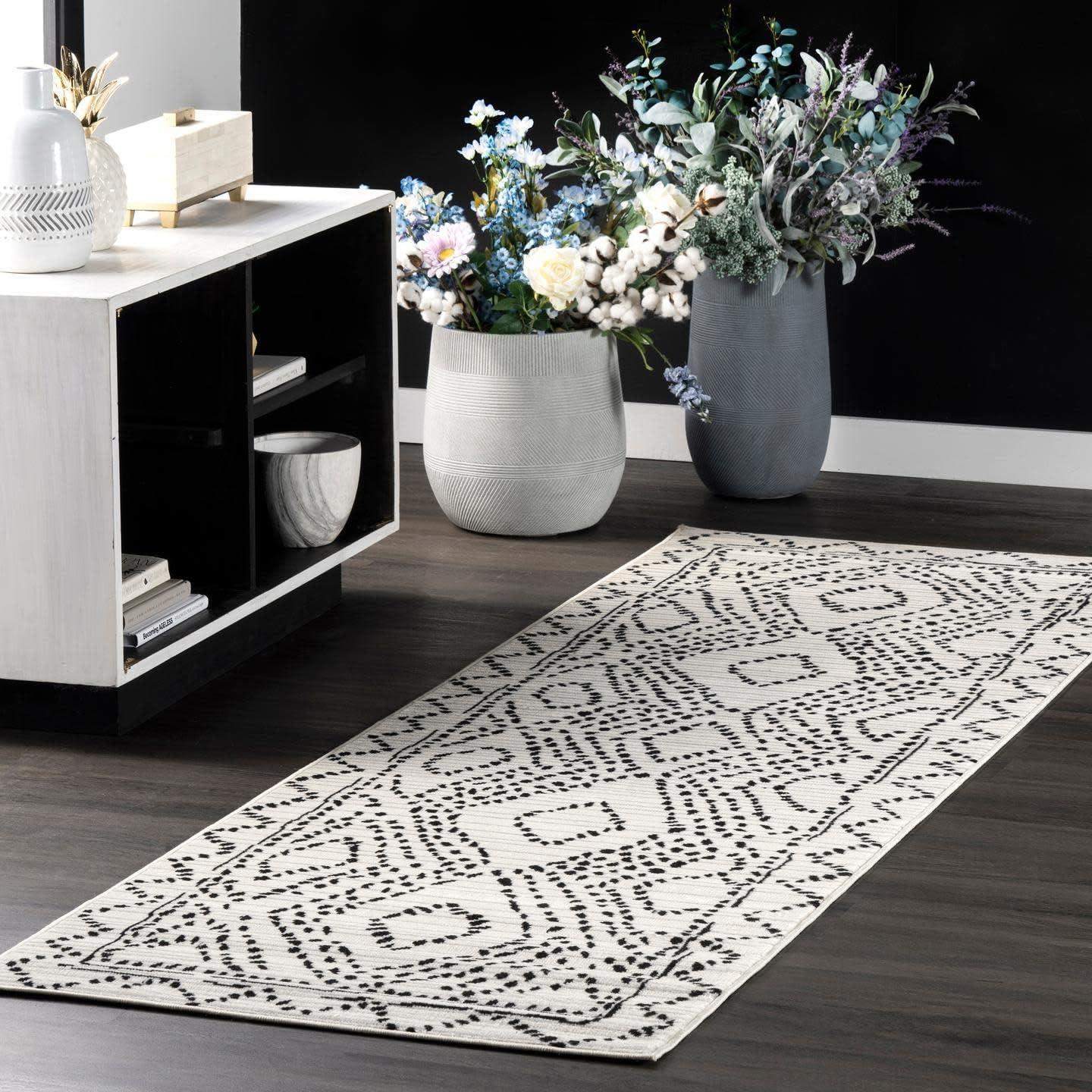 Reversible Easy-Care Moroccan Trellis Gray 3' x 5' Area Rug