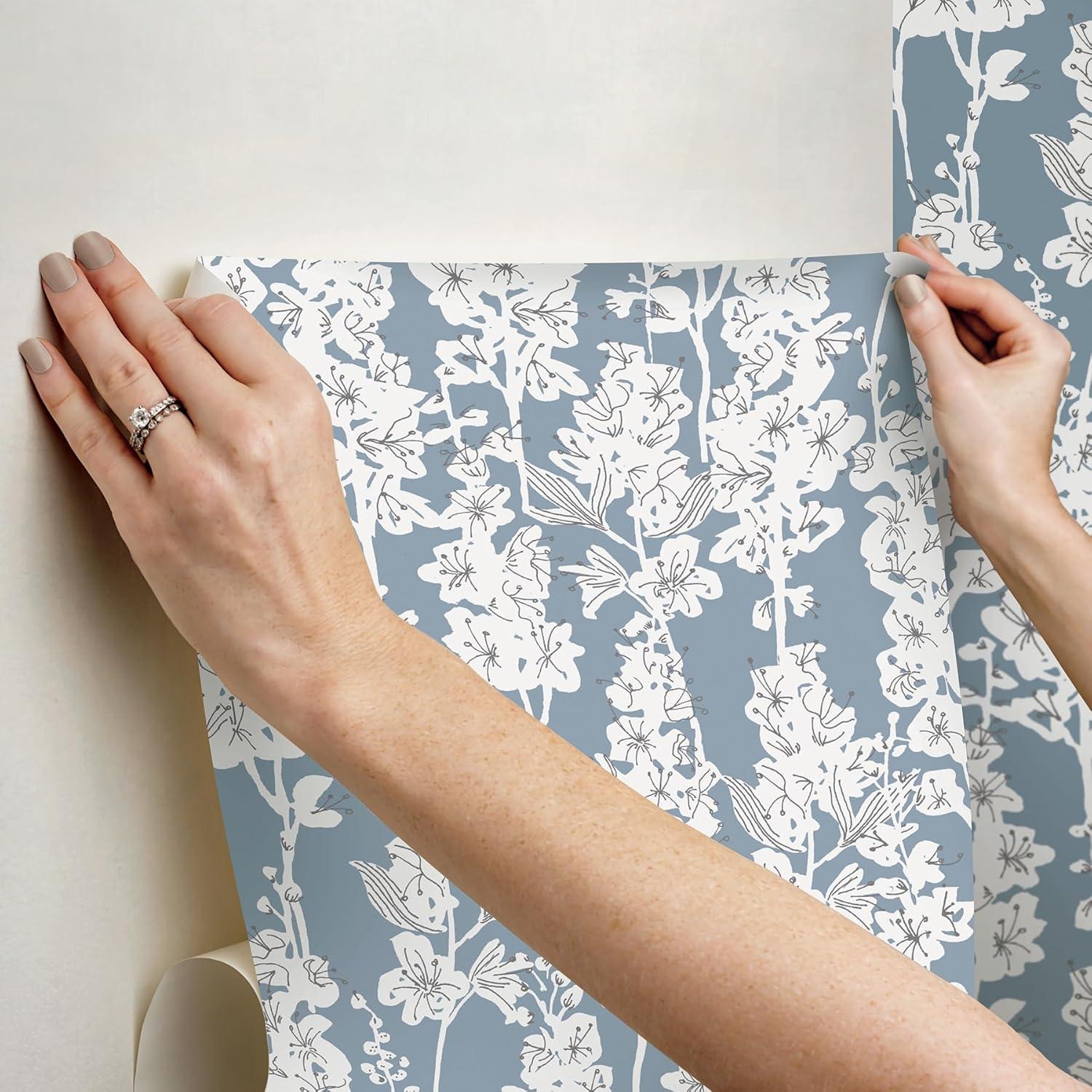 Larkspur 18' L x 20.5" W Peel and Stick Wallpaper Roll