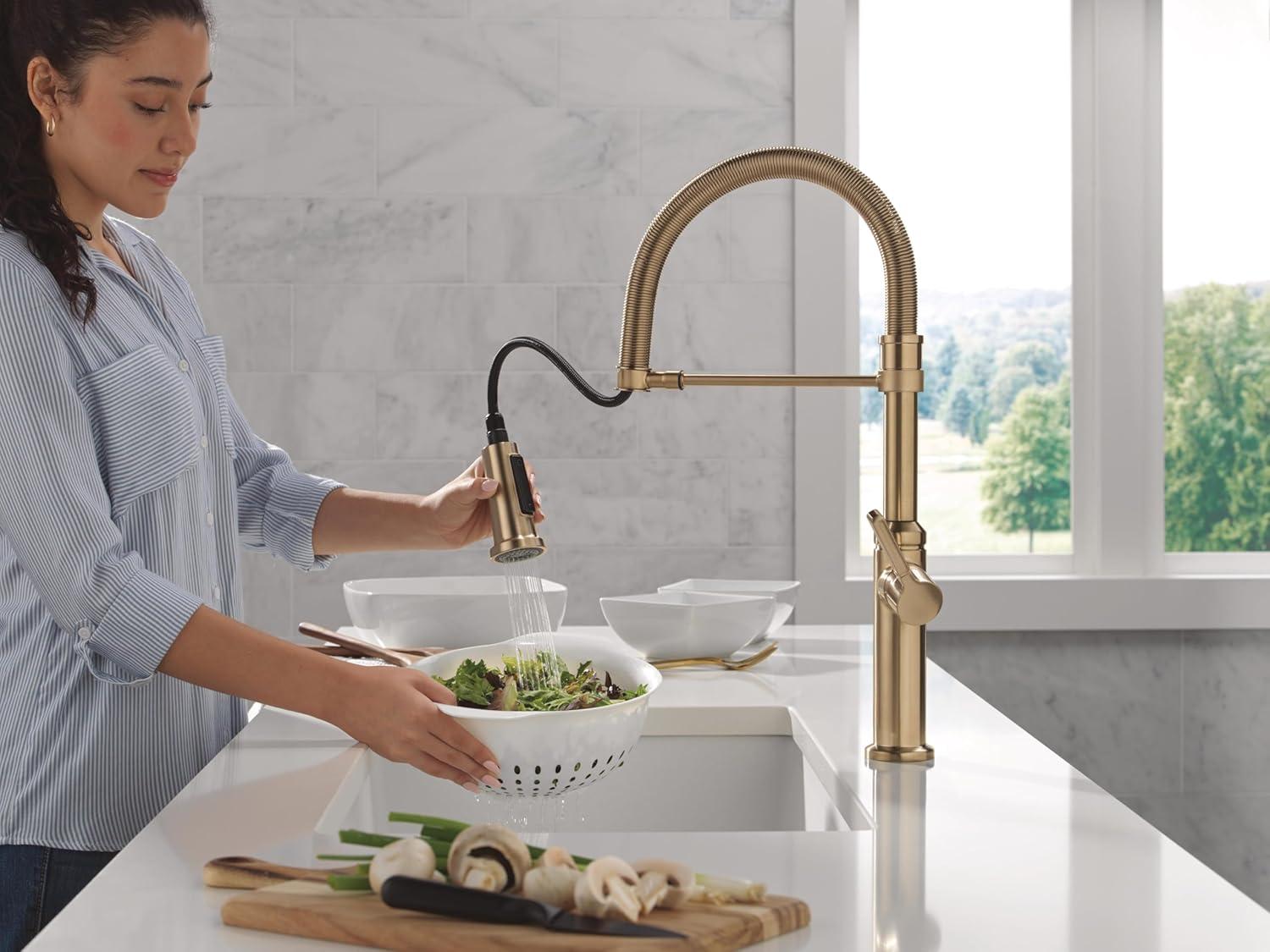 Rhett Pro Commercial Kitchen Faucet, Pull Down Sprayer Kitchen Sink Faucet