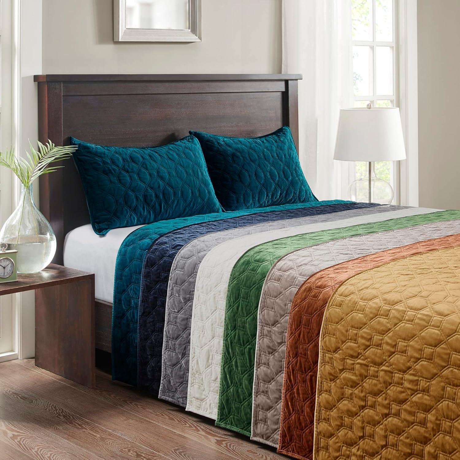Madison Park Harper 3 Piece Velvet Quilt Set