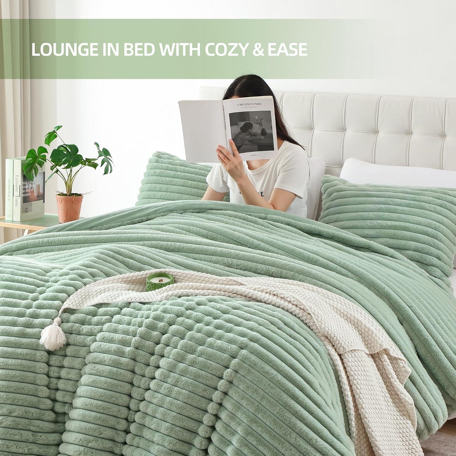 Smoofy Fluffy Twin Comforter Sets 2 Pieces - Sage Green Fleece Fluffy Comforter Set, Luxury Fuzzy Twin Bedding Set, Soft Twin Size Comforter All Season, Heavy Faux Fur Comforter with Pillow Cases