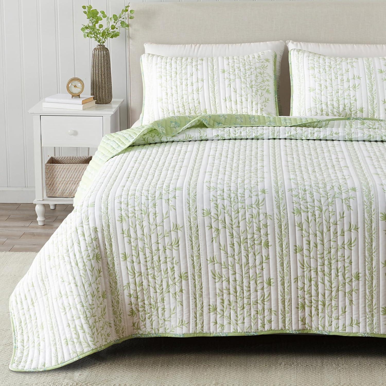 Full Green Floral Reversible Microfiber Quilt Set