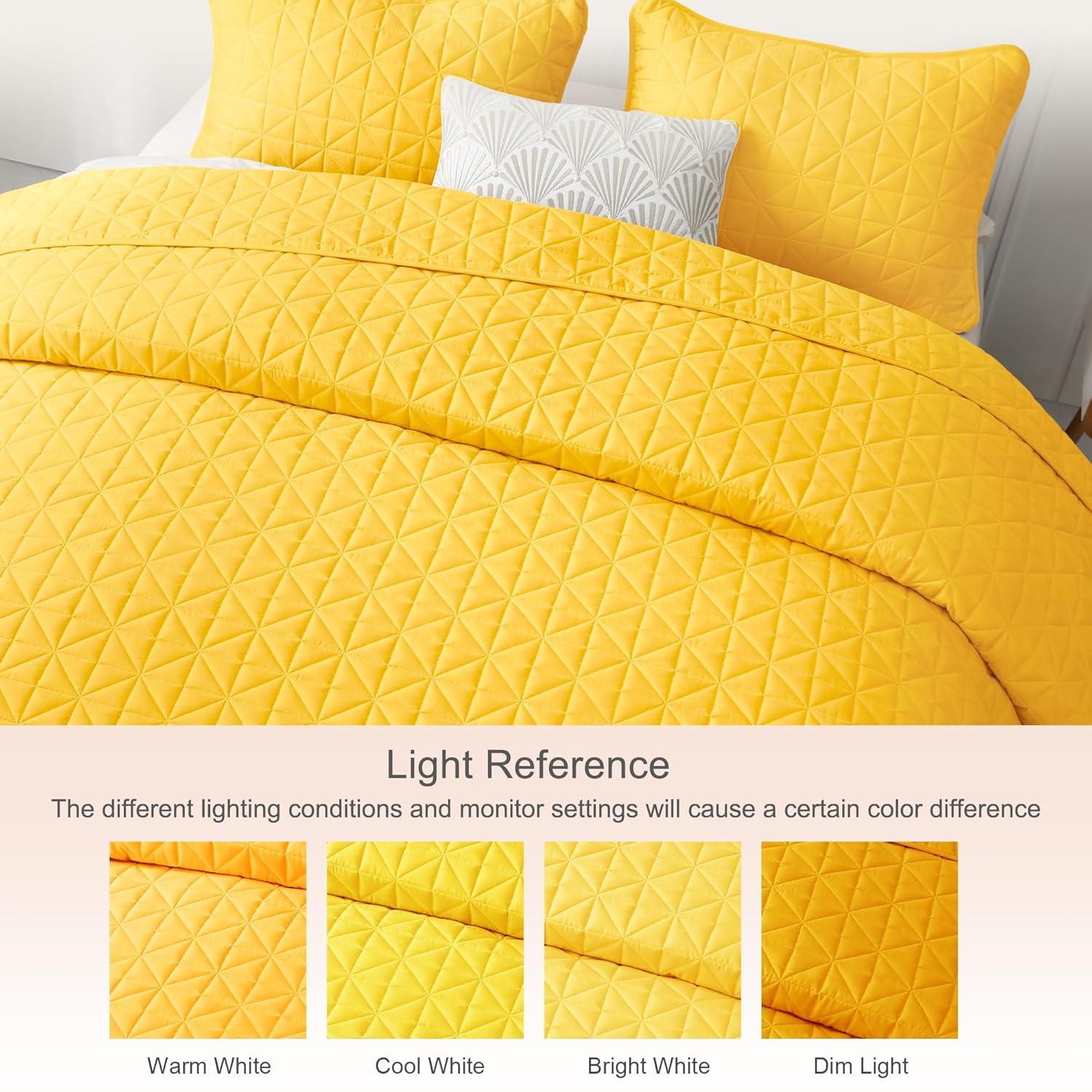 Exclusivo Mezcla Bed Quilt Set Queen Size for All Seasons, Stitched Pattern Quilted Bedspread/ Bedding Set/ Coverlet with 2 Pillow shams, Lightweight and Soft, Yellow