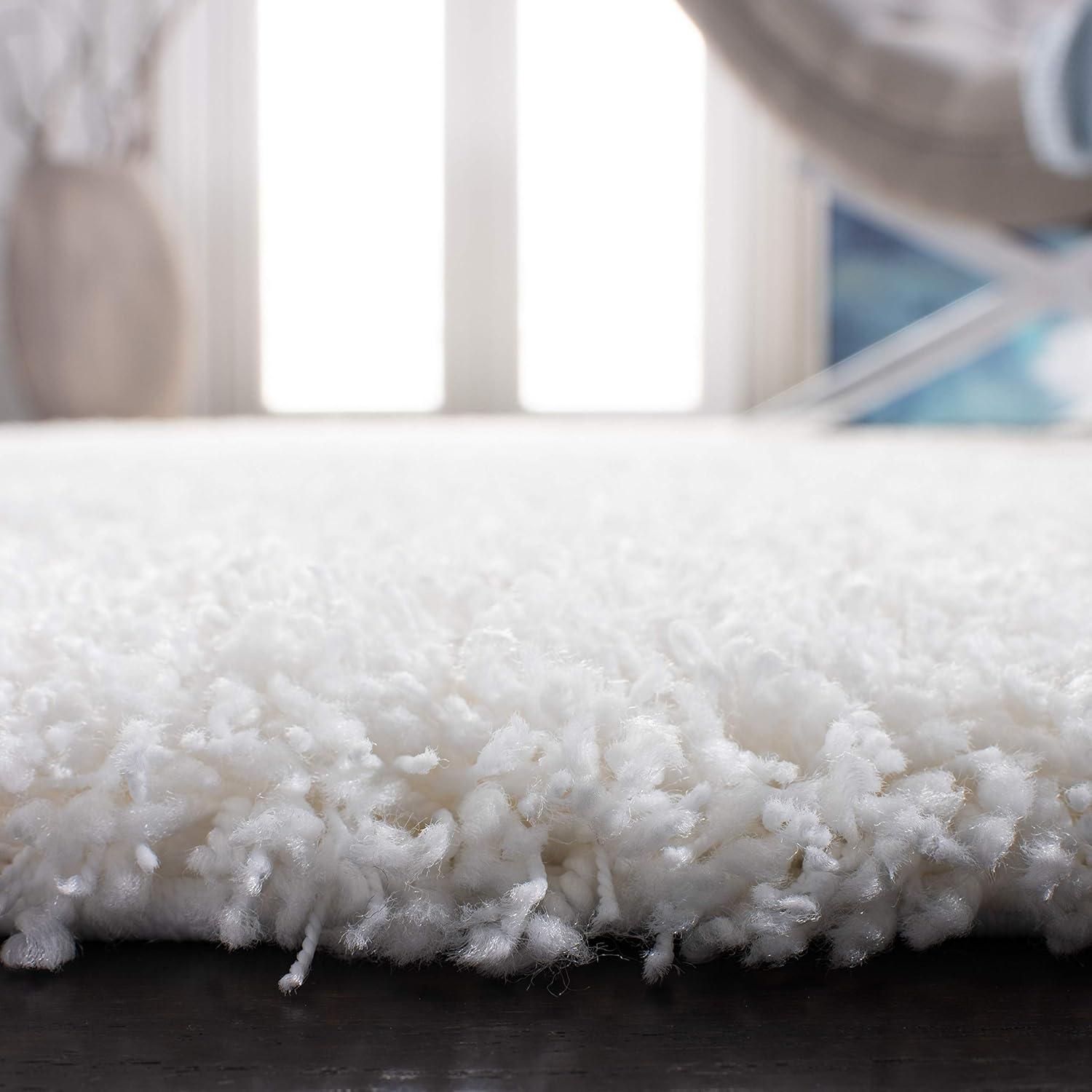 Shag SG151 Power Loomed Accent Rug - White - 3'x3' - Safavieh.