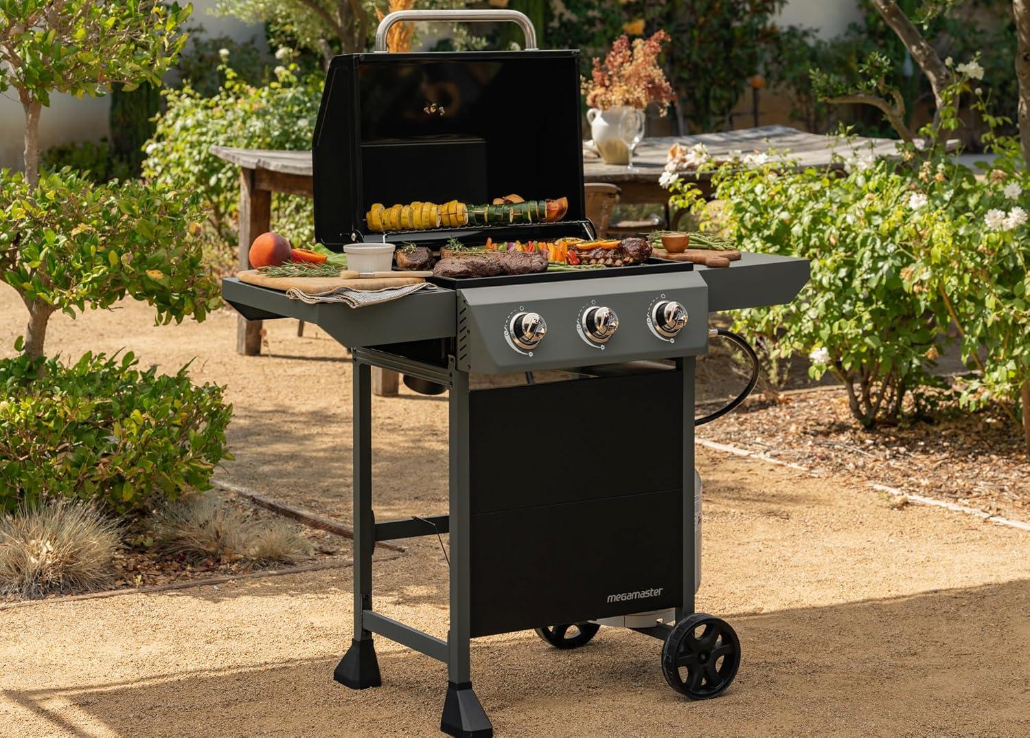 Megamaster 3 - Burner Freestanding Liquid Propane Gas Grill