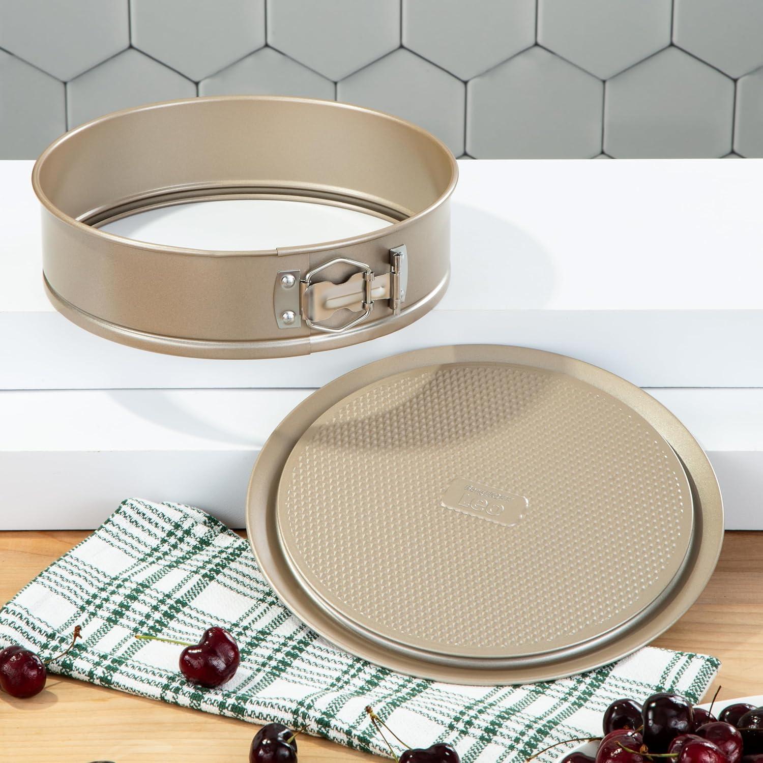 BergHOFF BergHOFF Carbon Steel Non-Stick Round Springform Pan