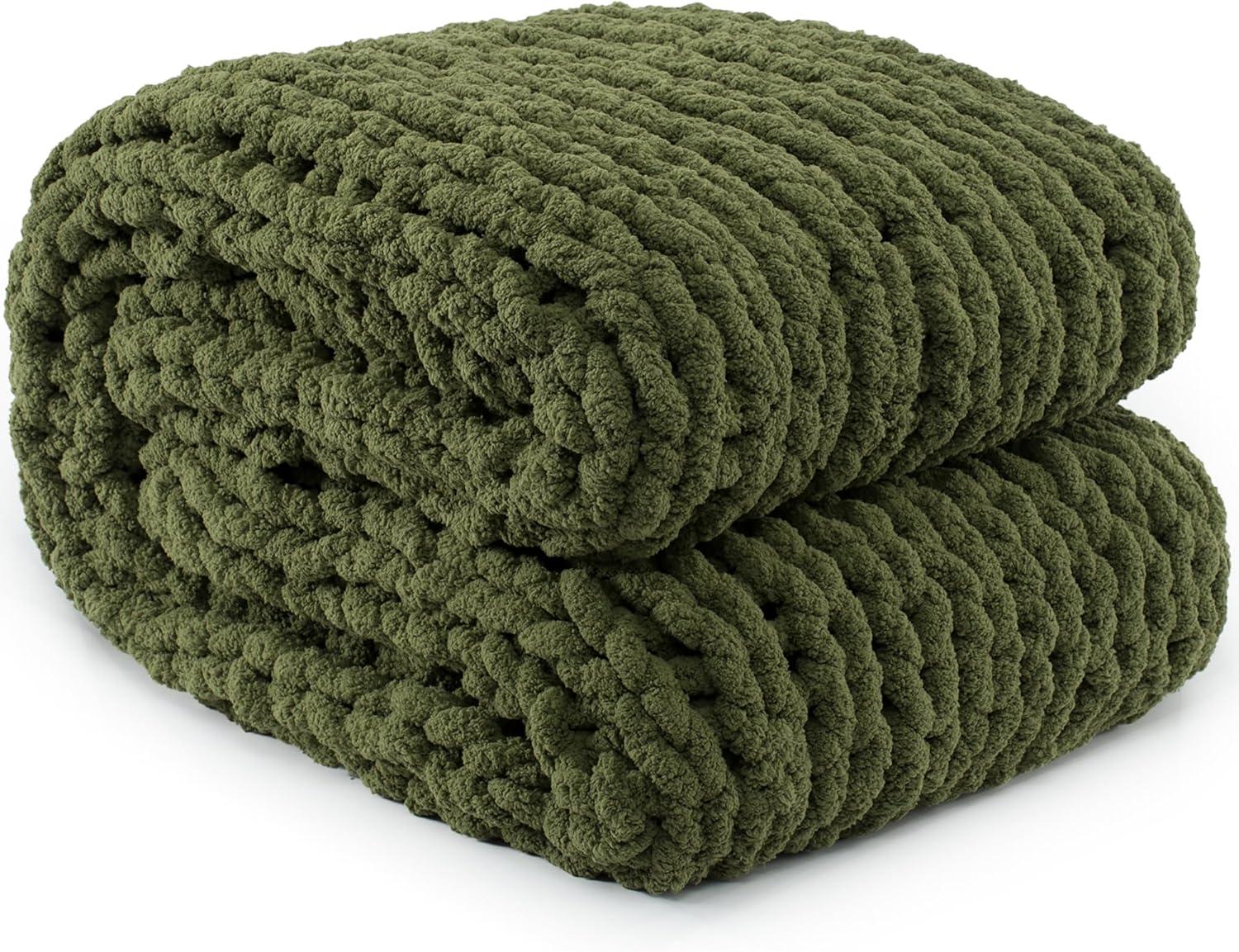 Carriediosa Chunky Knit Throw Blanket Handmade Soft Throws for Couch Sofa Bed, 50" x 60" Olive Green