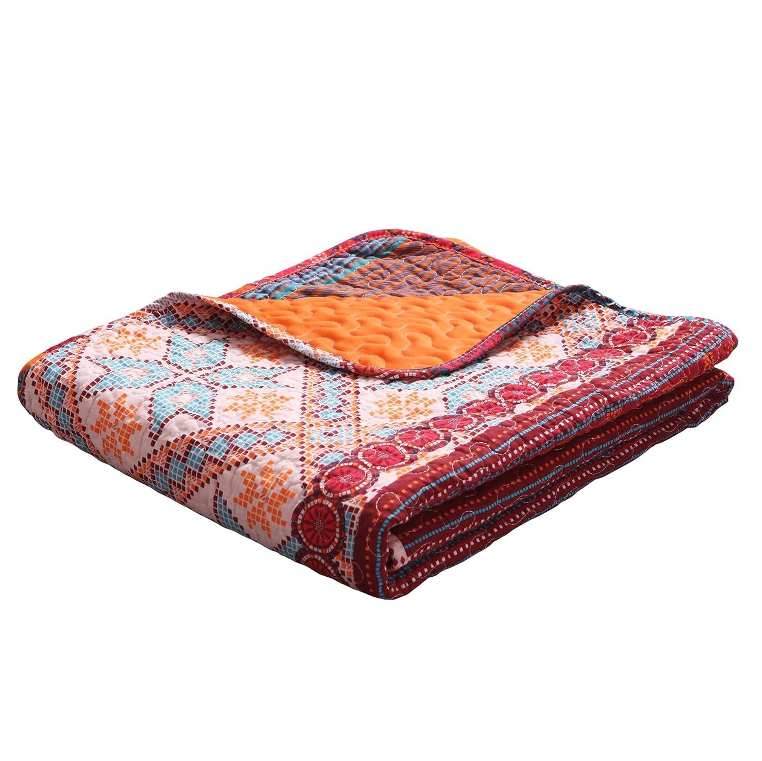 Exclusivo Mezcla 50"x 60" Quilted Throw Blanket- Microfiber Quilt Throw with Boho Striped Pattern, Reversible Red and Orange Versatile Lap Quilt for All Seasons, Lightweight Throws for Bed/Couch/Sofa