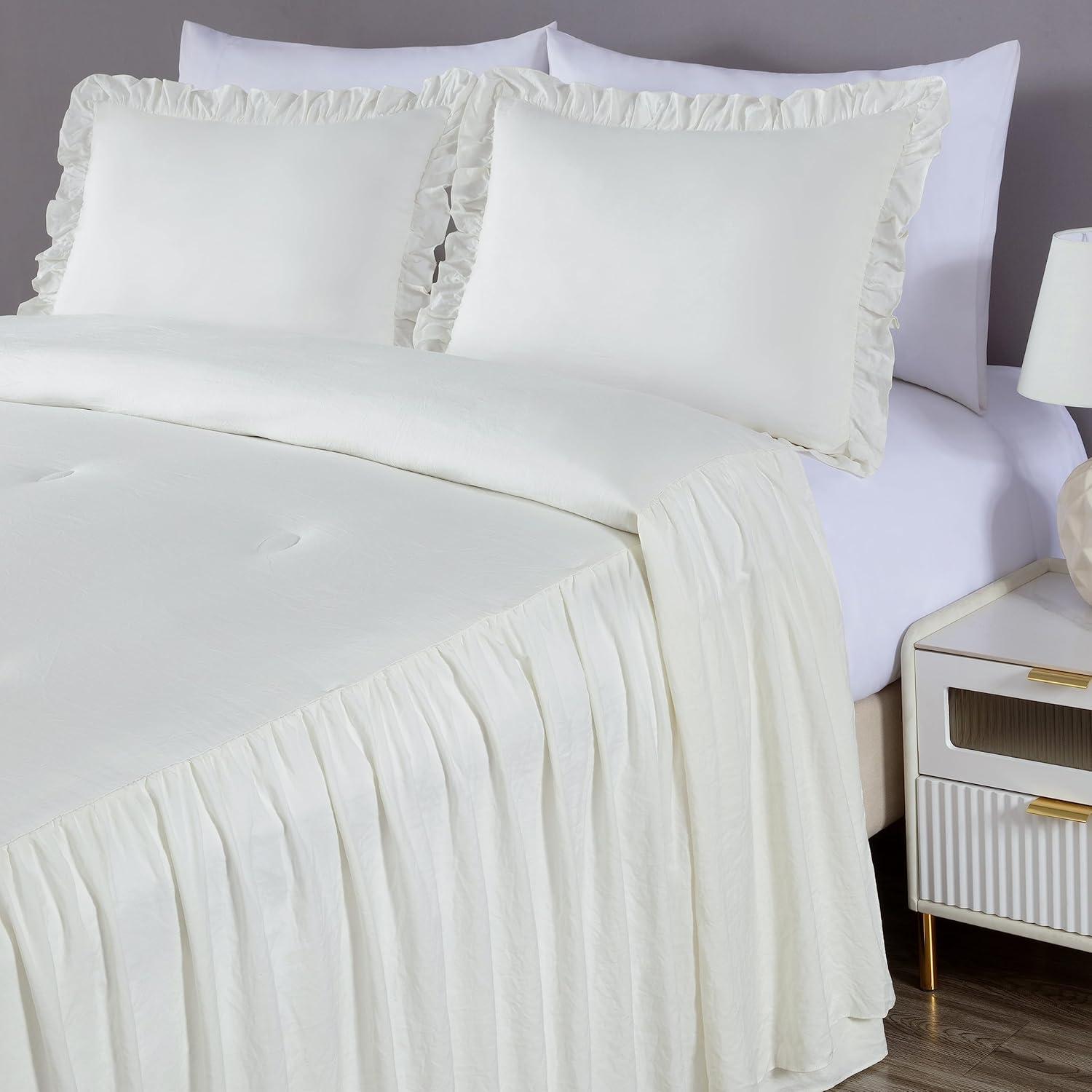 Chezmoi Collection Sinclair French Country Chic Ruffle Skirt Bedspread Set