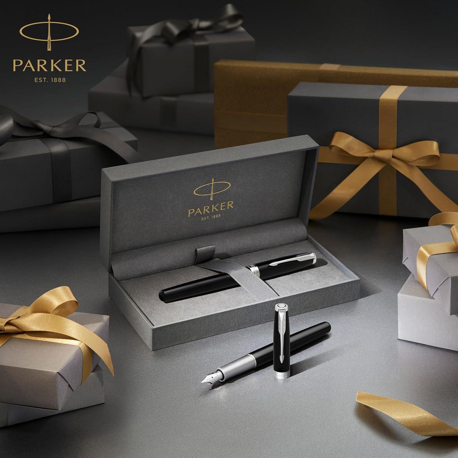 Parker Sonnet Black Lacquer GT Fountain Pen - Medium