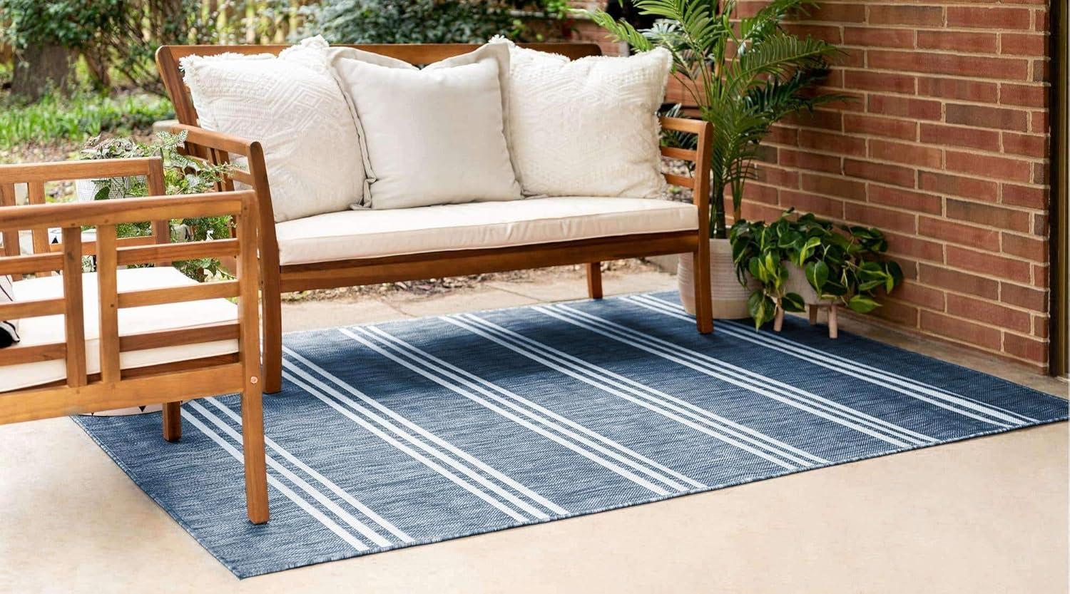 Jill Zarin Outdoor Collection Area Rug - Anguilla (3' 1" x 5' 3" Rectangle Blue/Ivory)