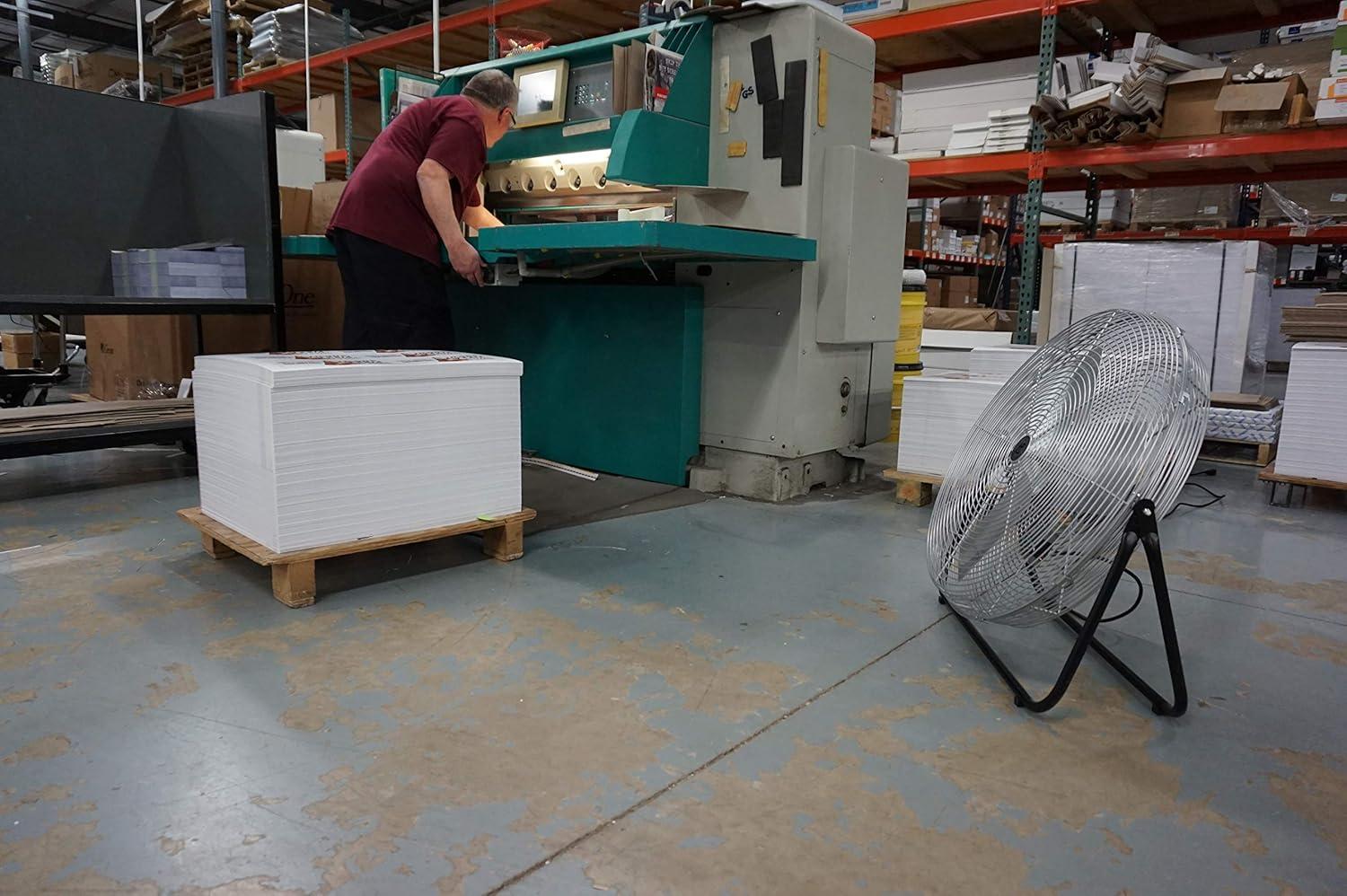 Gray 24-Inch Aluminum Industrial Floor Fan with 3-Speed Dial