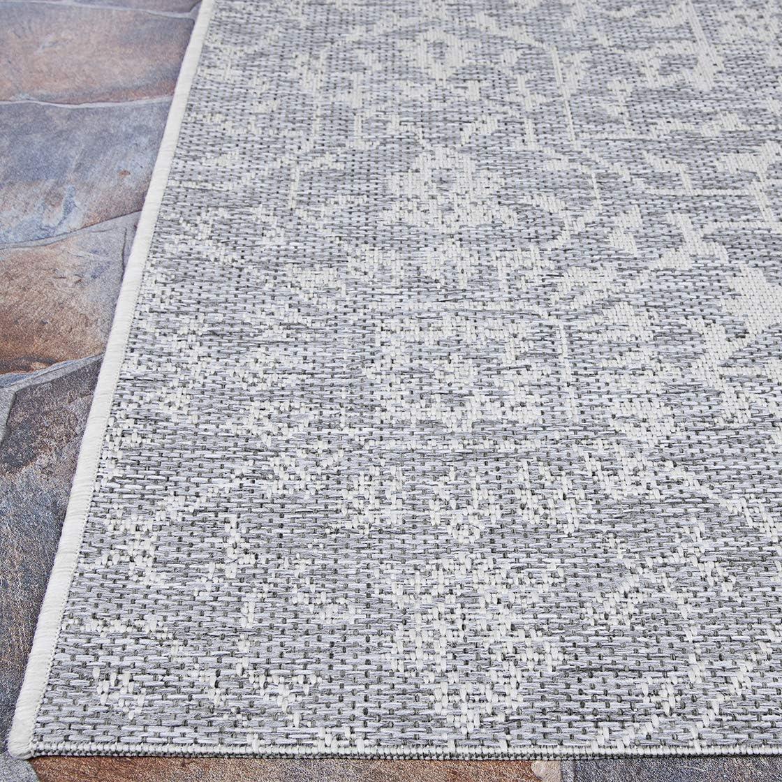 Couristan Monte Carlo Palmette Indoor/Outdoor Area Rug, 3'9" x 5'5", Grey-Ivory