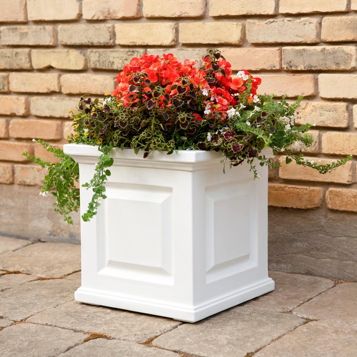 Mayne Inc. Nantucket Square Resin Planter Box with Water Reservoir
