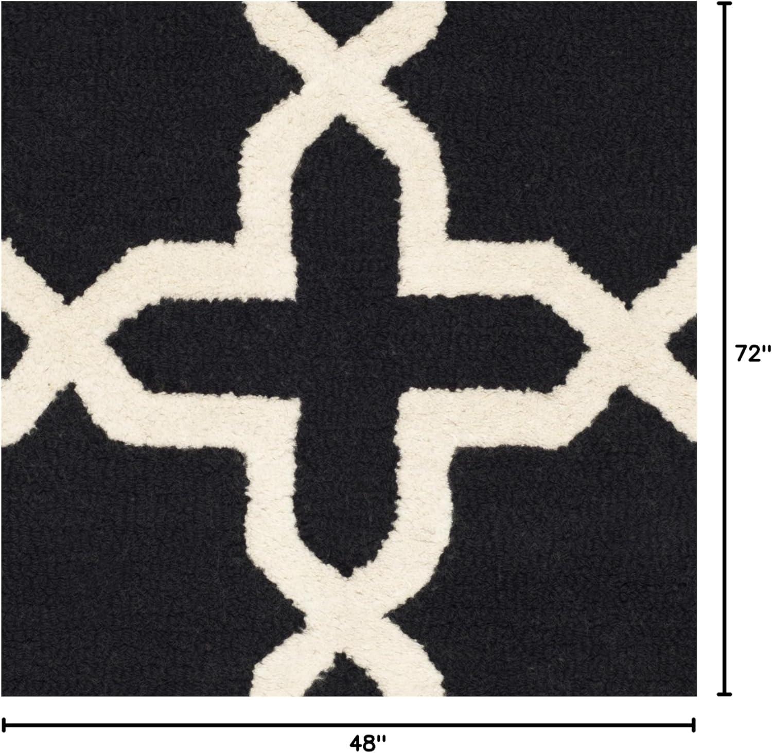 Cambridge CAM125 Tufted Indoor Area Rug - Black/Ivory - 4'x6' - Safavieh