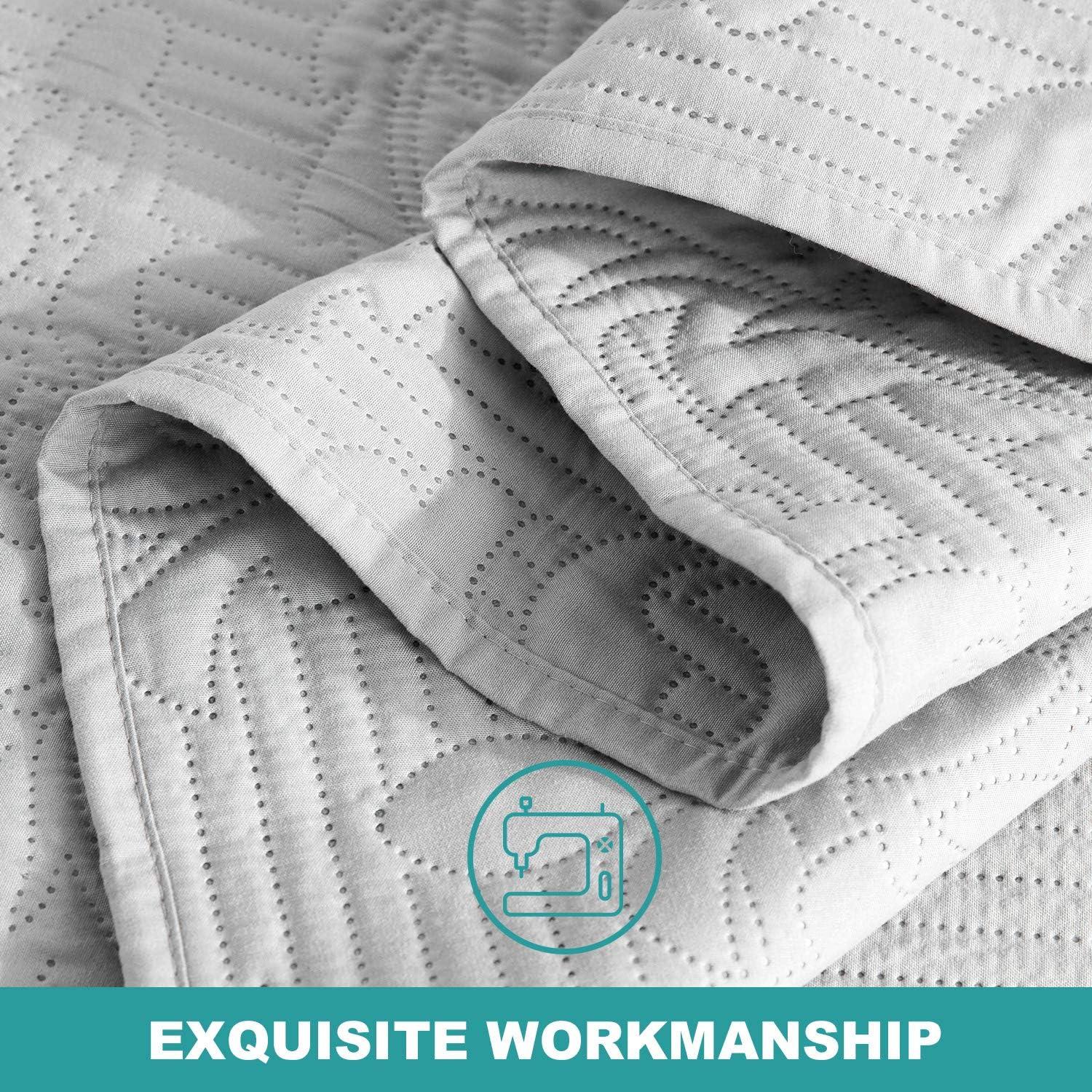 Hansleep Grey Quilt Queen Size - Damask Ultrasonic All Season Bedspread Queen, Soft Lightweight Coverlet Bedding Set, 3 Pieces (1 Quilt, 2 Pillow Shams)