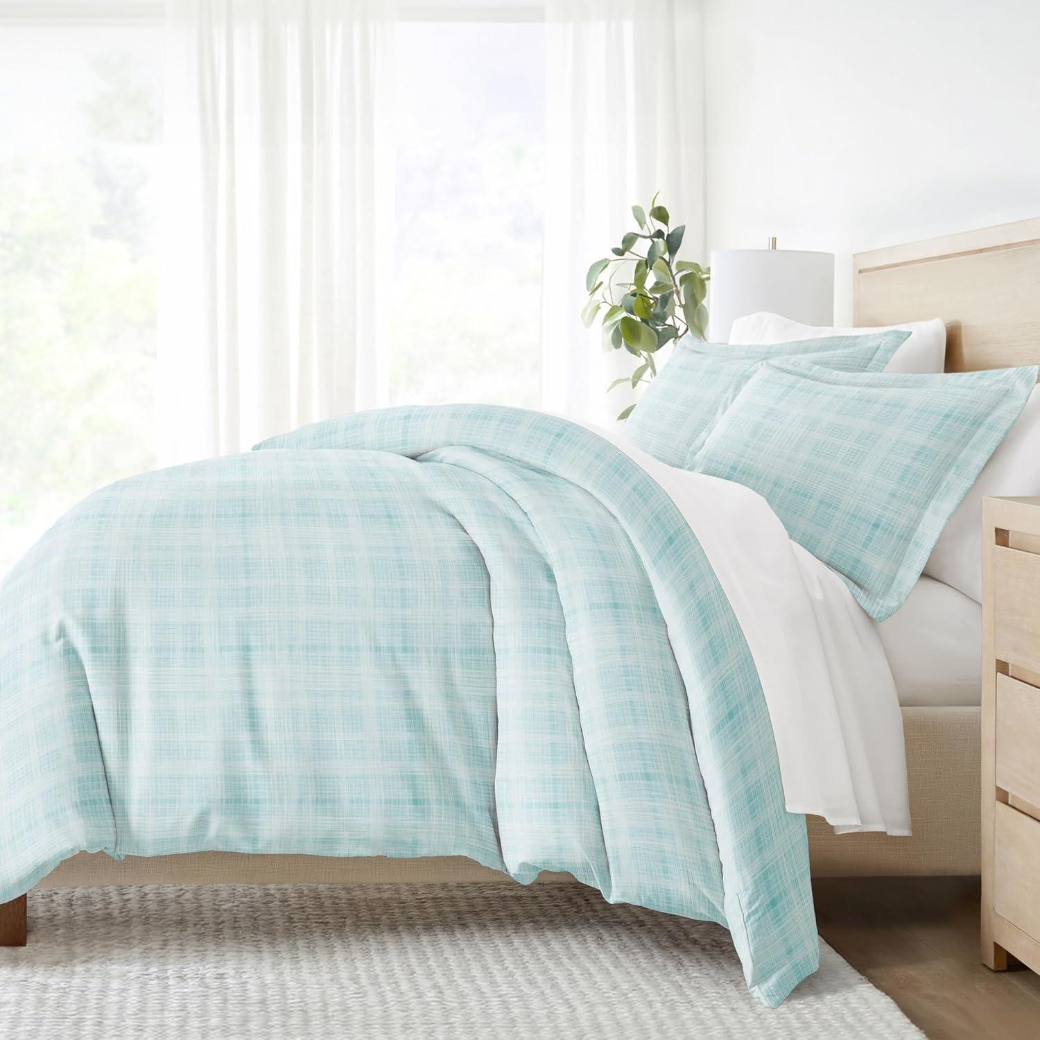 Becky Cameron Traditional Plaid Duvet Cover Set