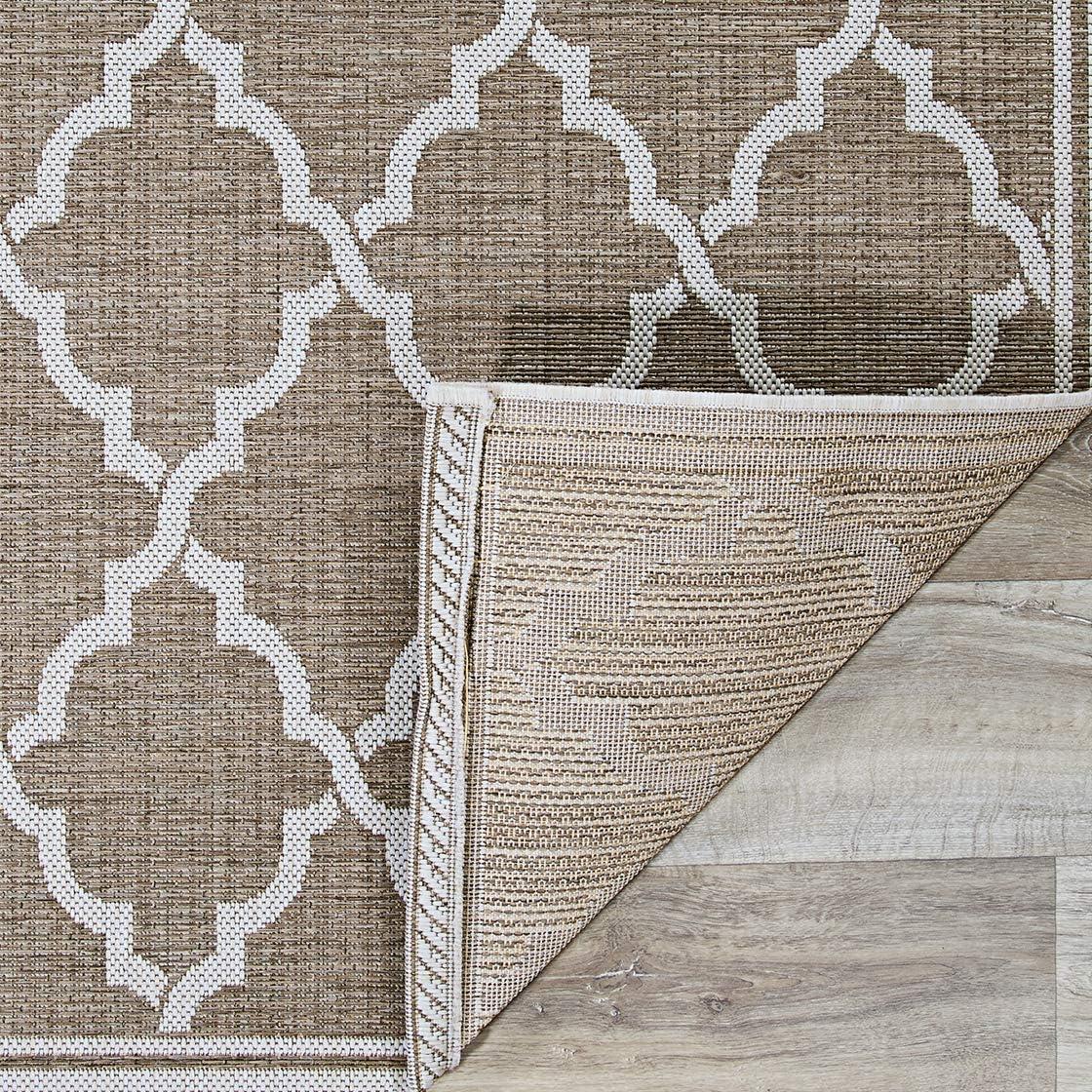 Transitional Taupe/Sand Trellis Synthetic Area Rug, 8'6" x 13'