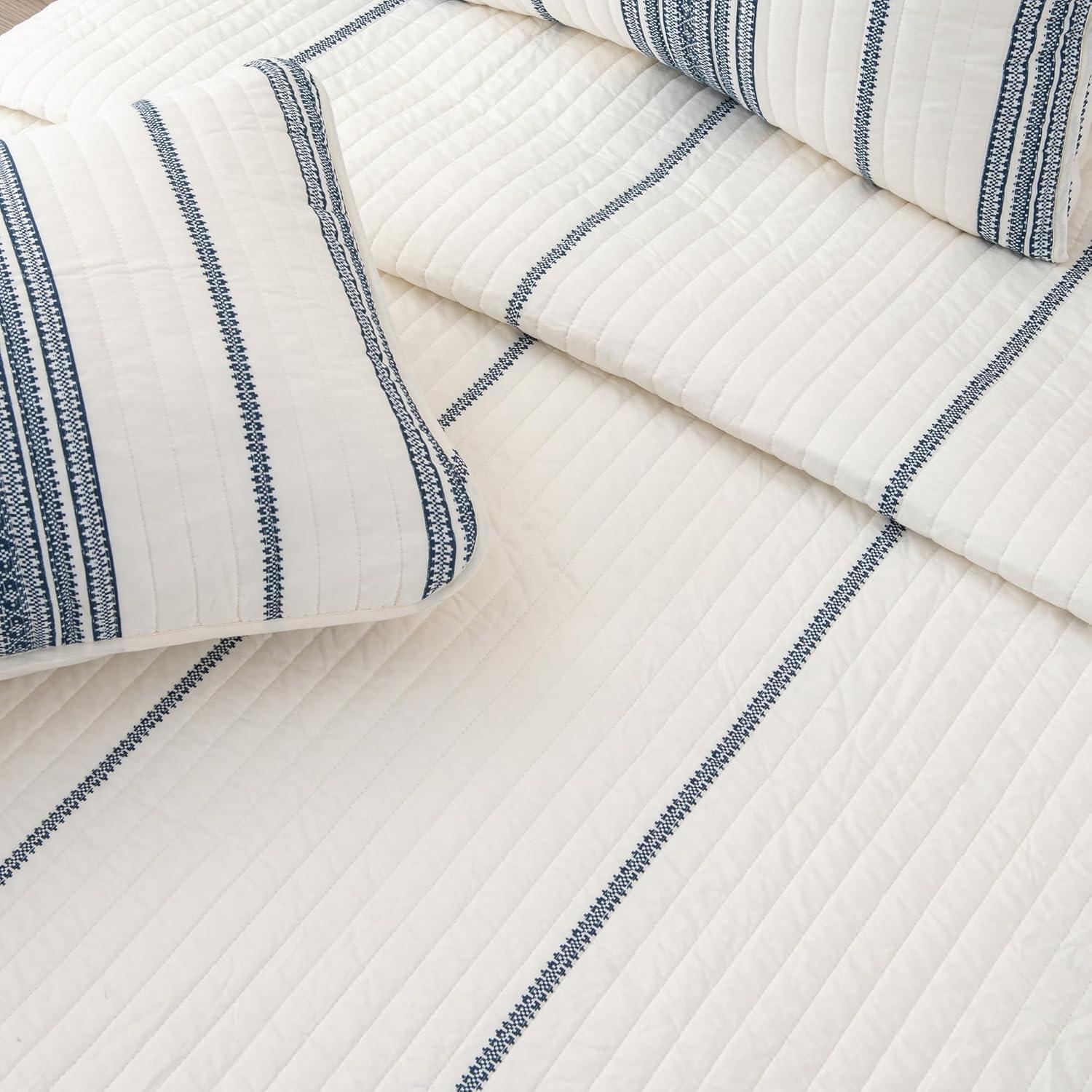 Striped Farmhouse Reversible Quilt Set with Shams