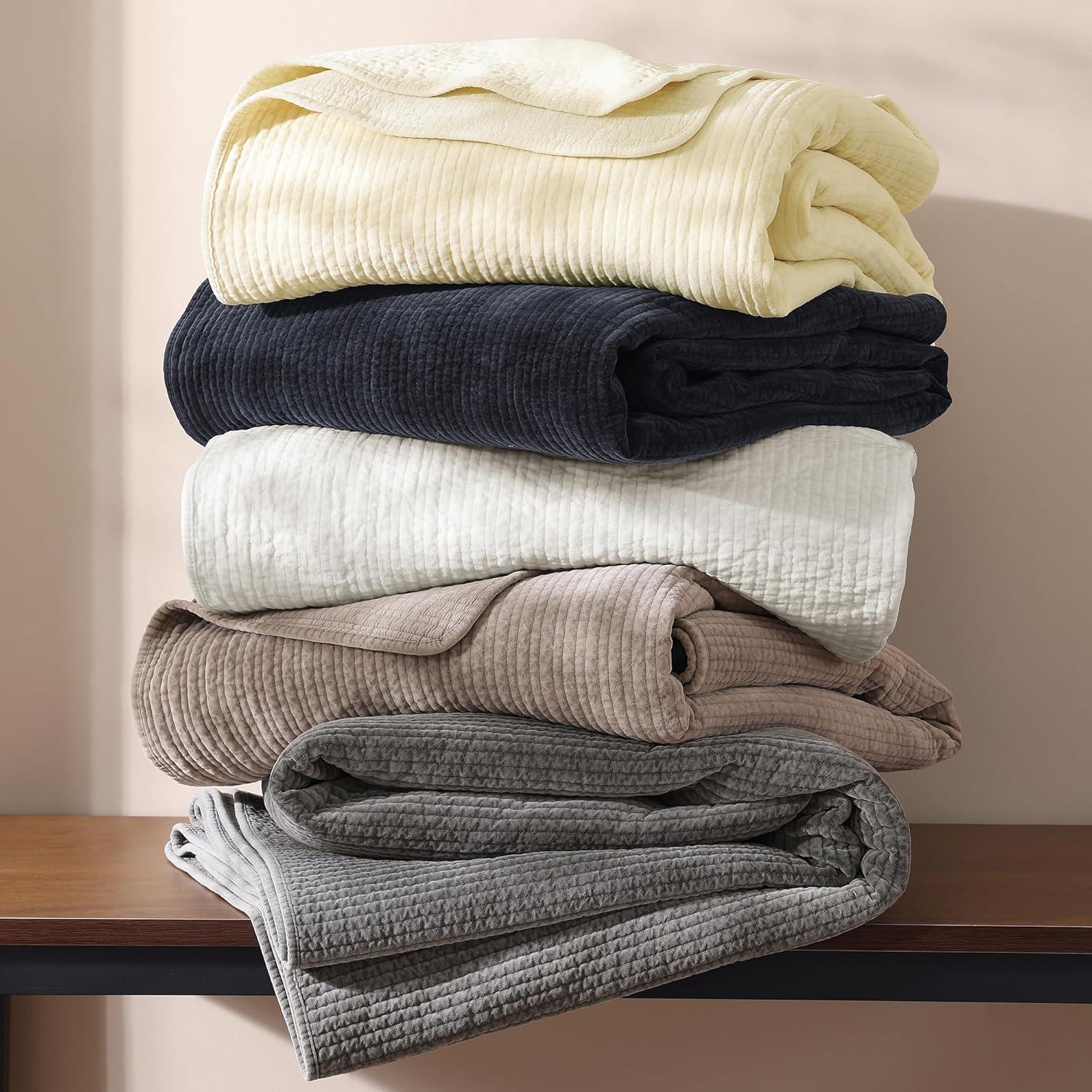 Stonewashed Cotton Velvet Quilt, Grey, Full/Queen