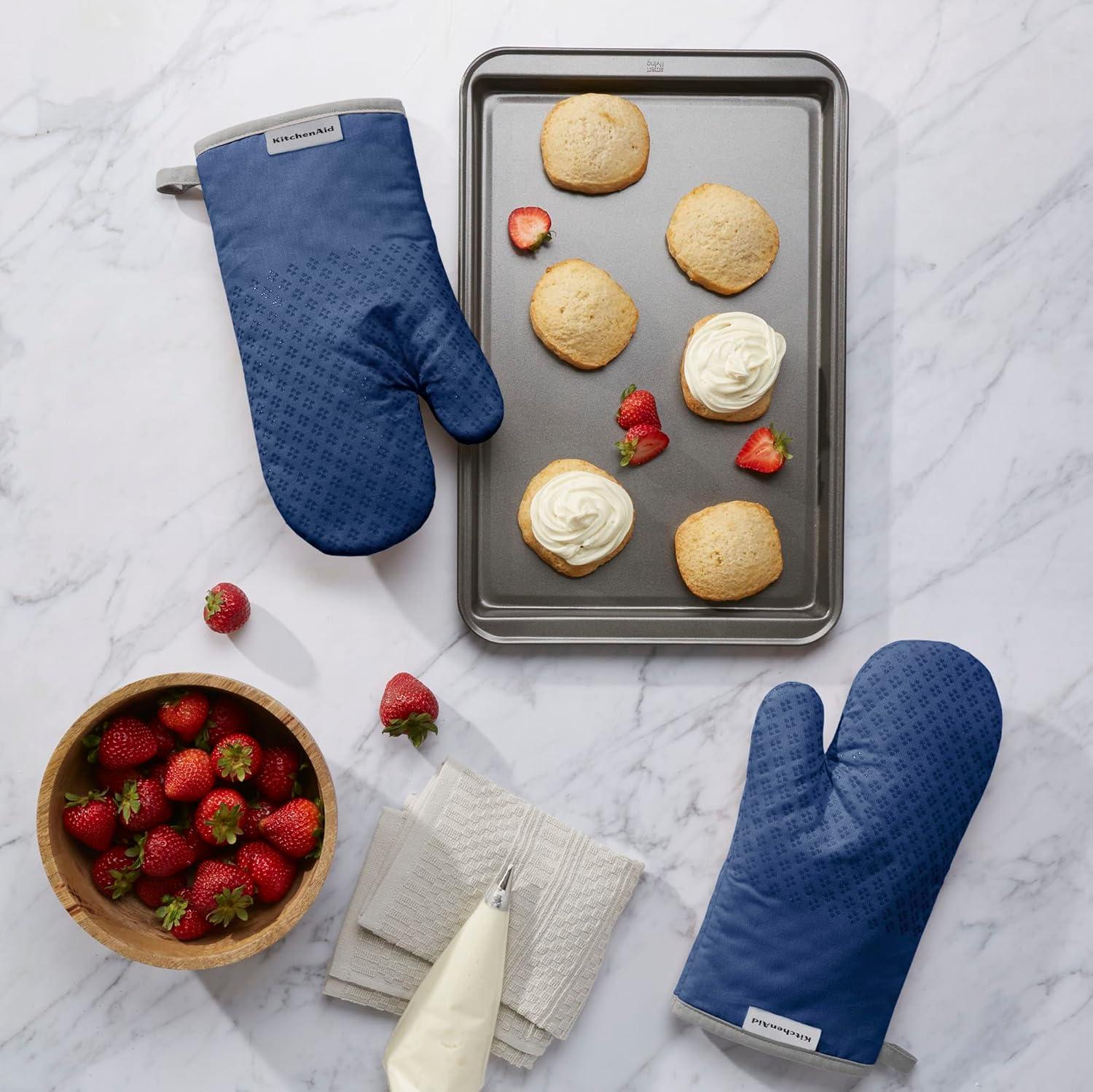 KitchenAid Asteroid Solid Textured Oven Mitt