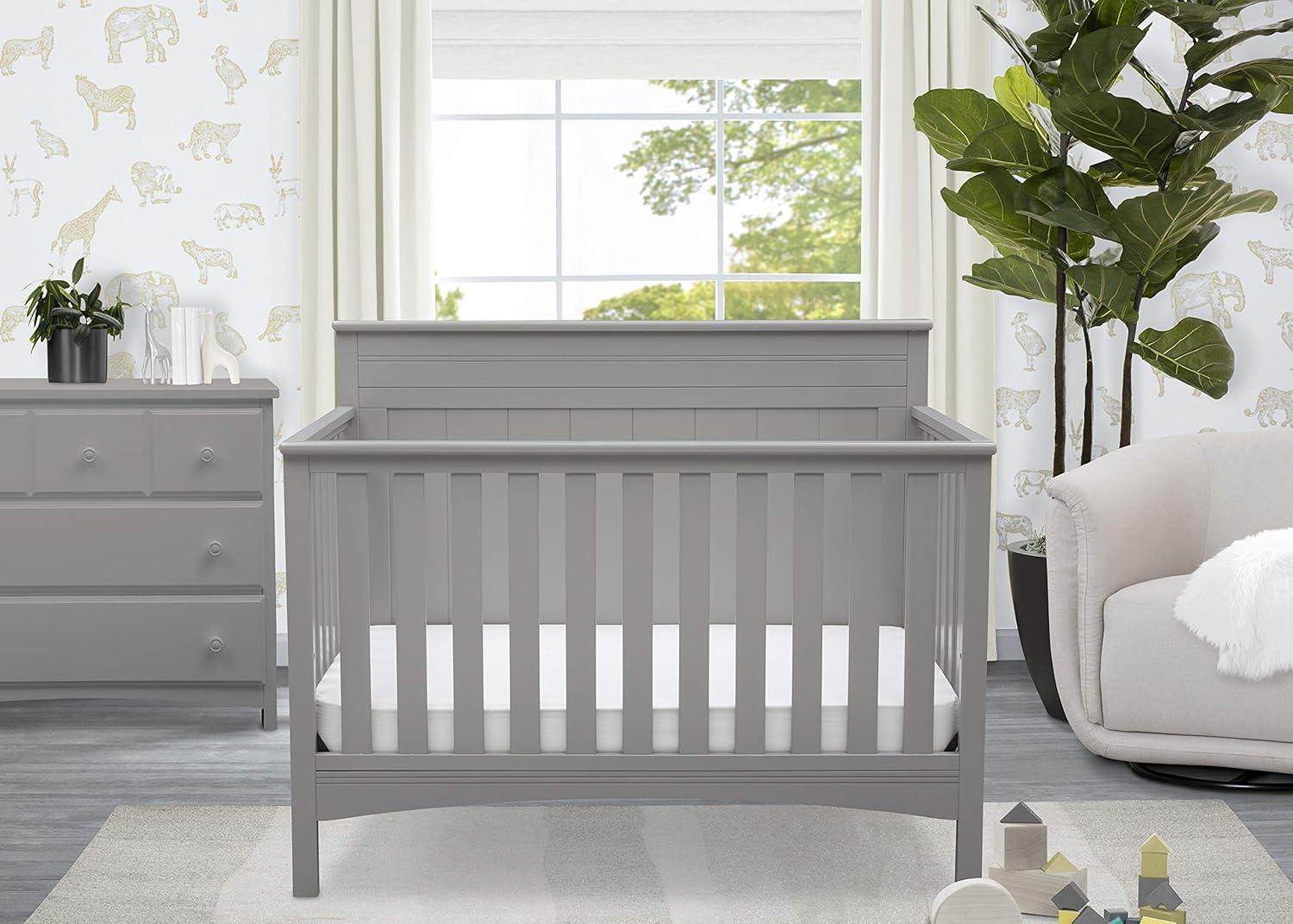 Delta Children Fancy 4-in-1 Convertible Crib