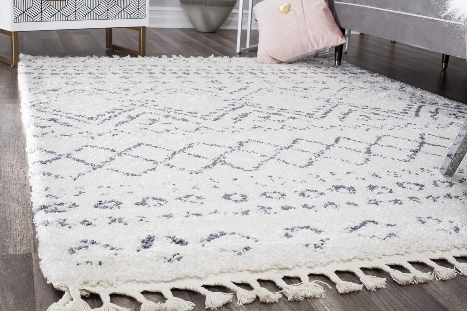 Silla Mason Shag Tribal Shadow Gray Area Rug