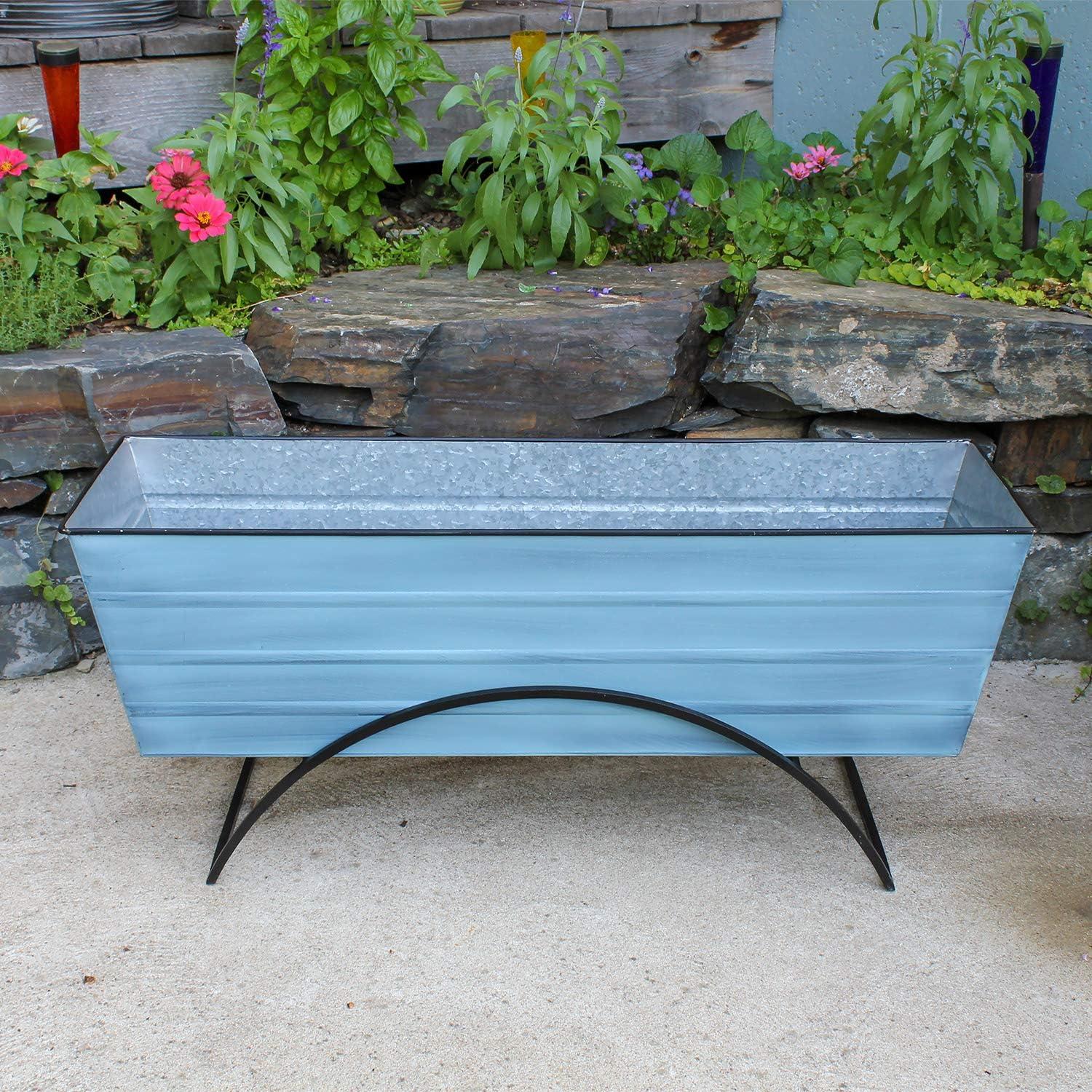 Oberdan Metal Planter