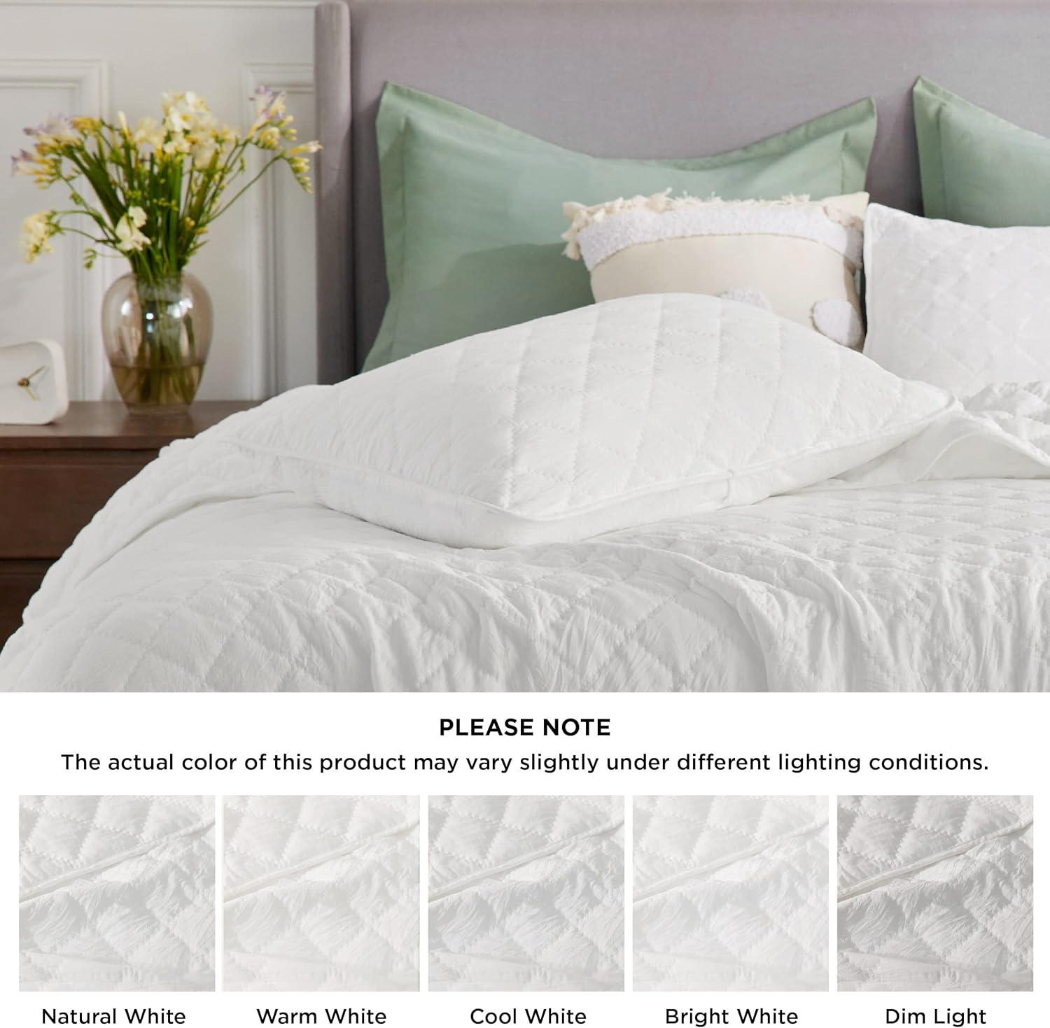 White Microfiber Queen Quilt Set with Diamond Pattern