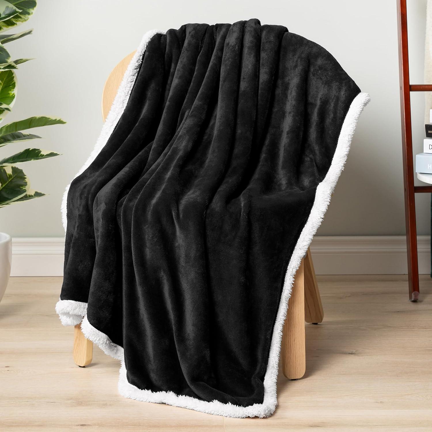 Pavilia Hand Woven Throw Blanket