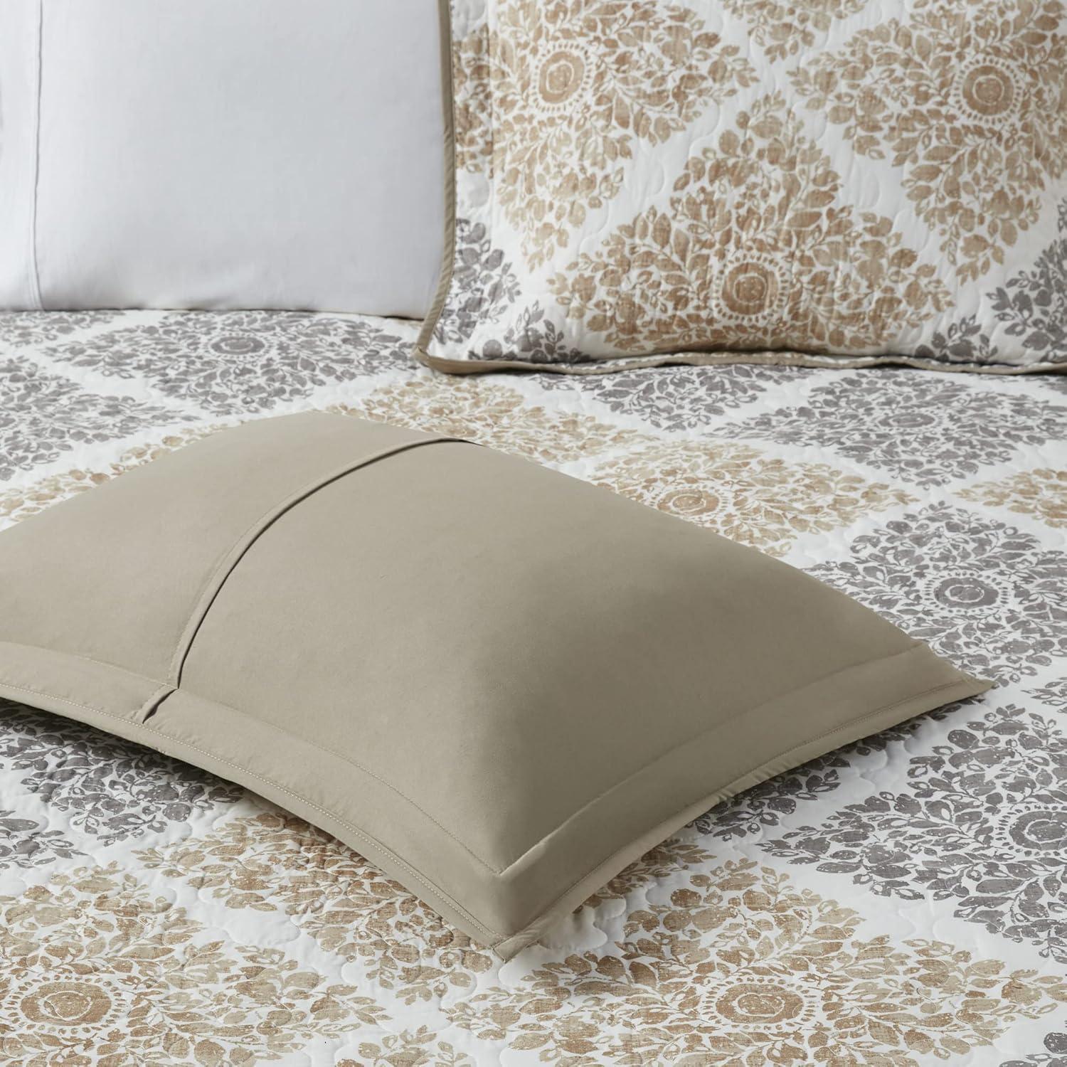 Madison Park Claire Quilt Modern Design - All Season, Breathable Coverlet Lightweight Bedding Set, Matching Shams, Decorative Pillow, King/Cal King (104 in x 92 in), Diamond Neutral 6 Piece